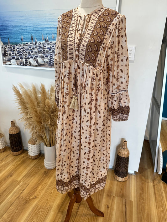 Tanah Folk - Bohemian Dress - Small / Medium - Beige and brown