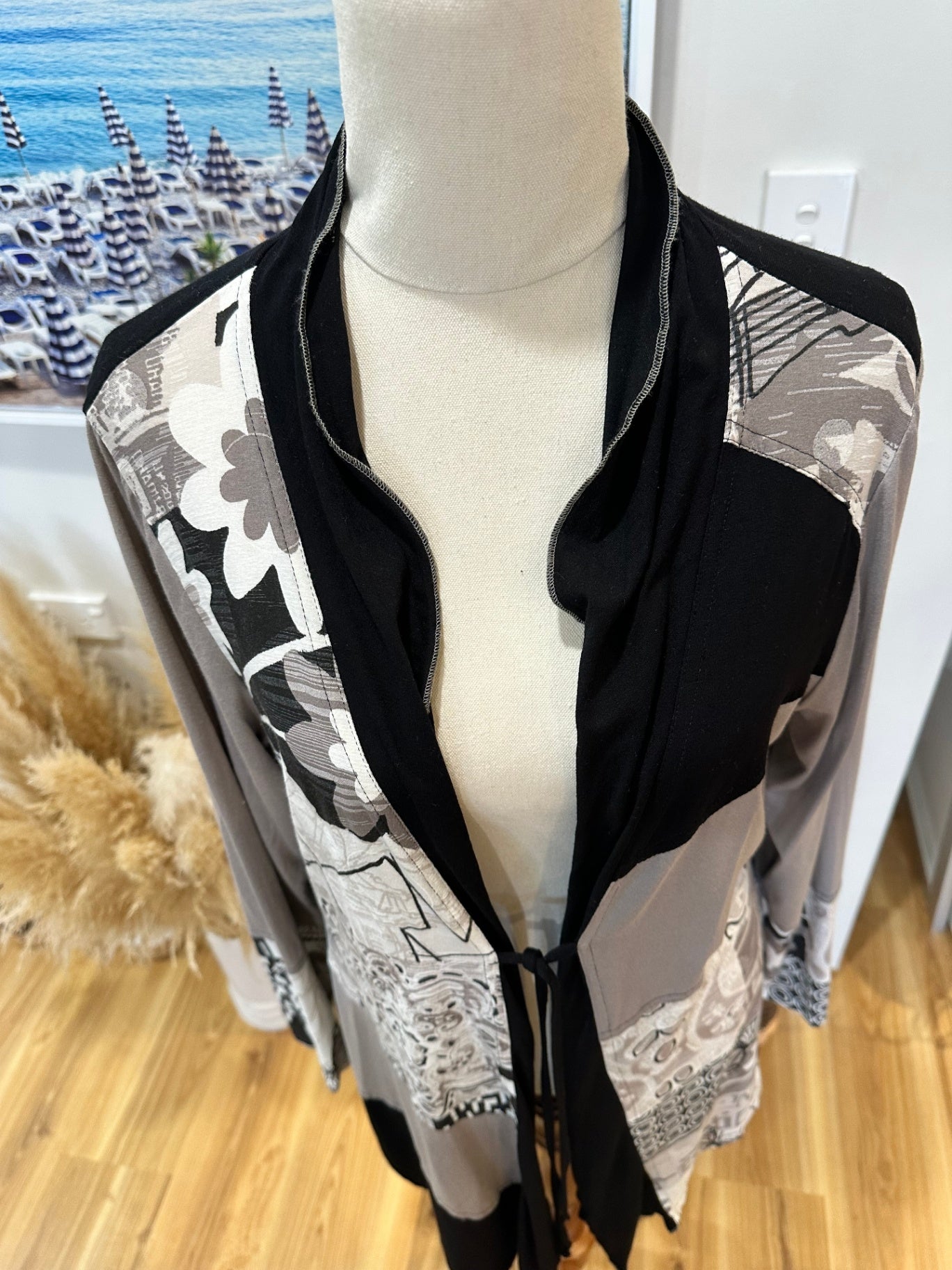 Heine Cardigan - Size 14 - Black / White / Grey