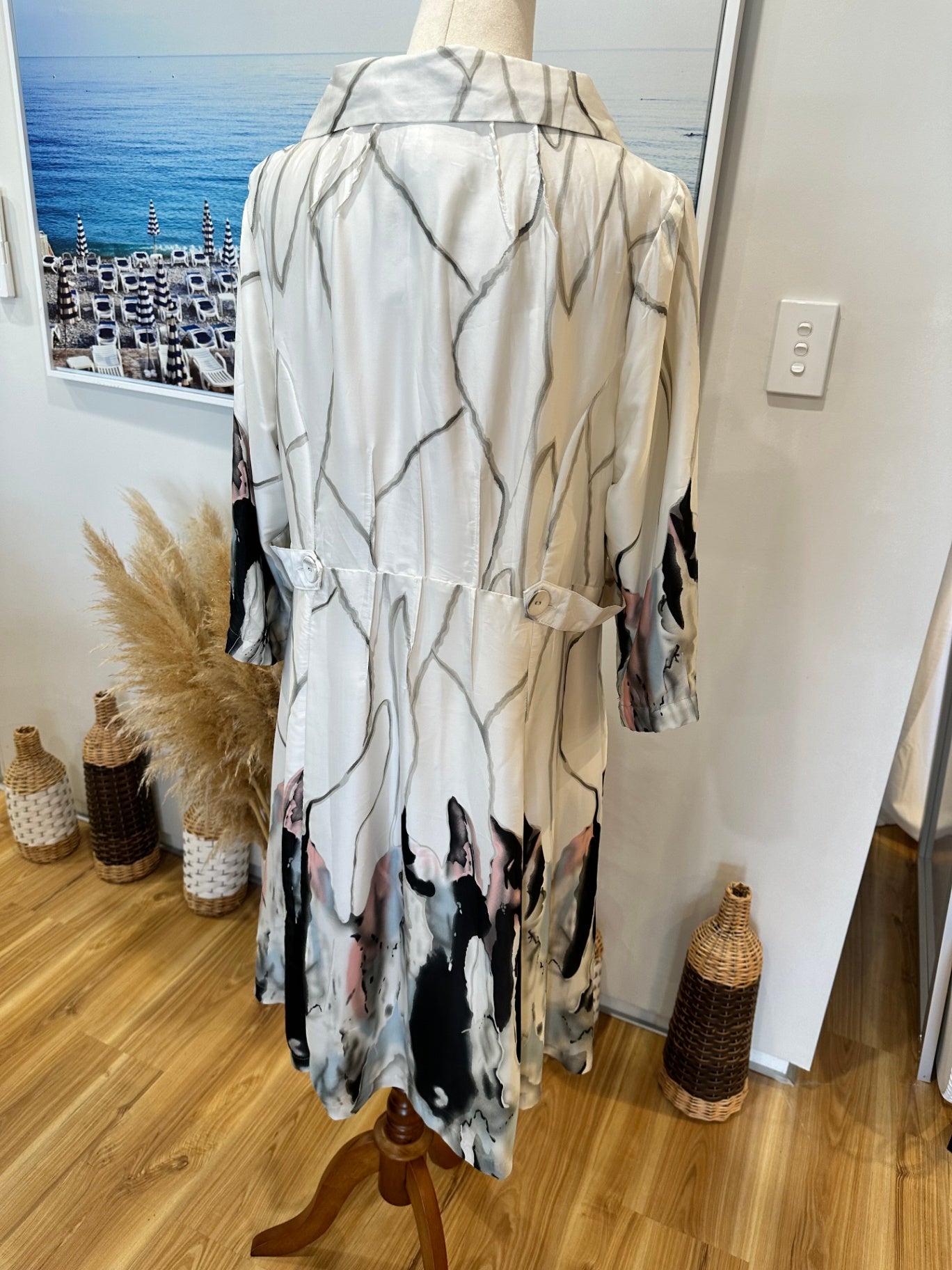 Artisan - Evening Jacket - Size 10 - White / Grey / Pink