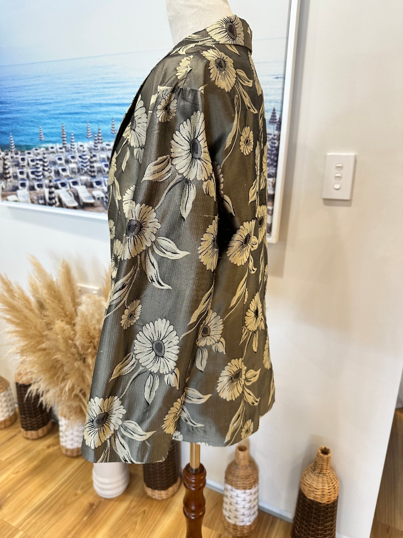 T.O.A.T - 100% Silk - Made in New Zealand - Blazer - Size 14 - Grey / Gold