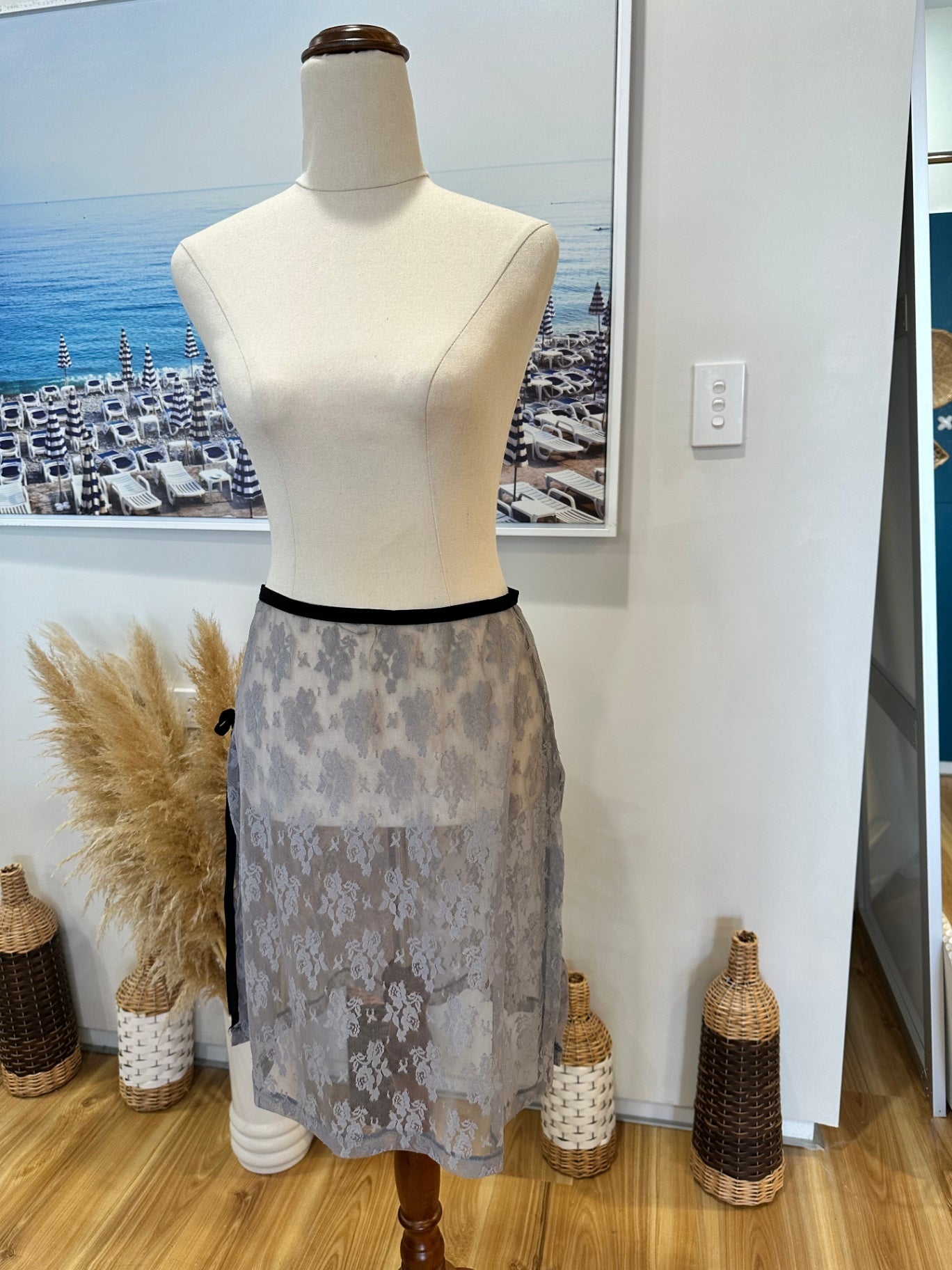 Vintage Y2K - Grey Lace Skirt - Medium