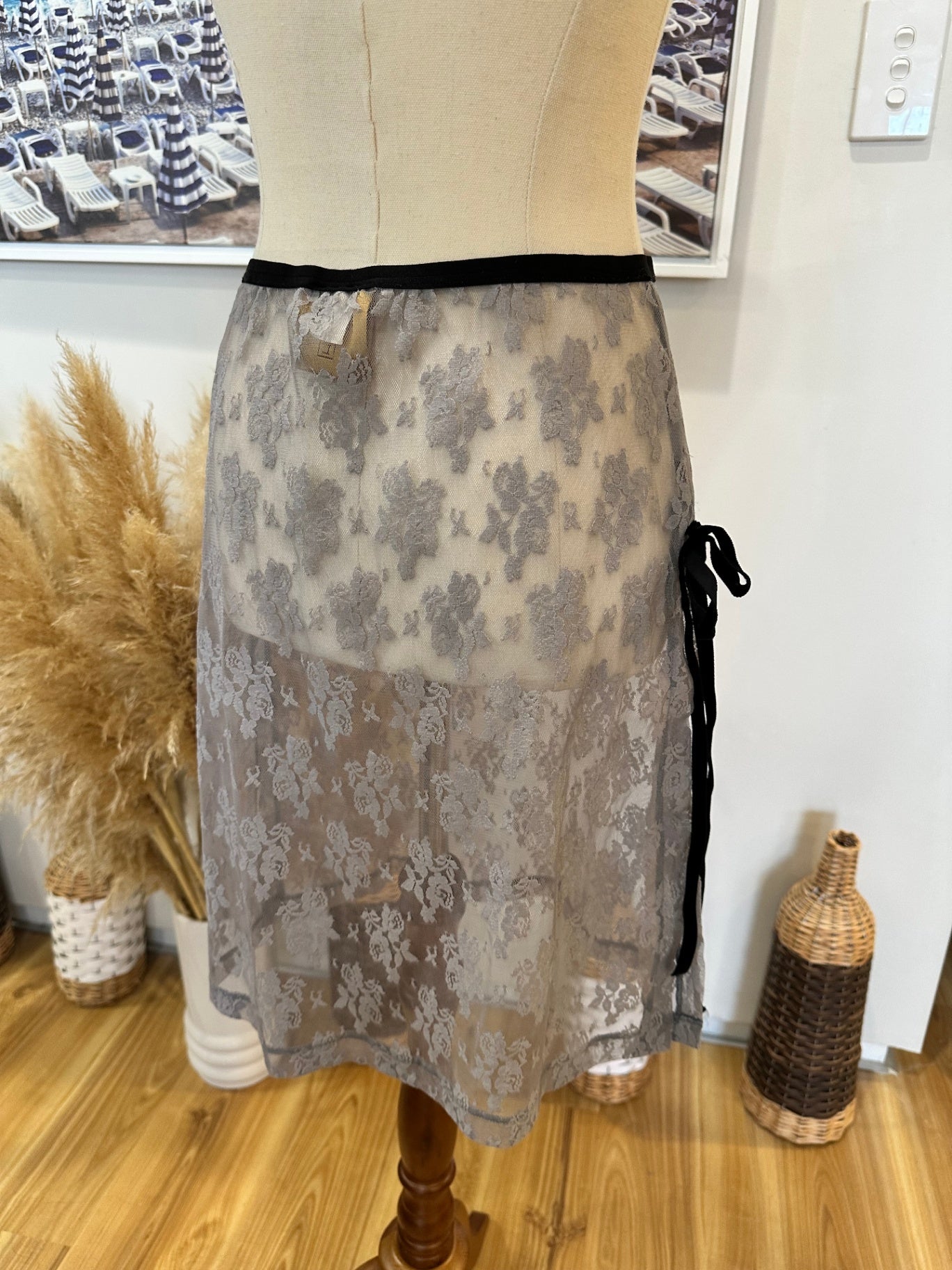 Vintage Y2K - Grey Lace Skirt - Medium