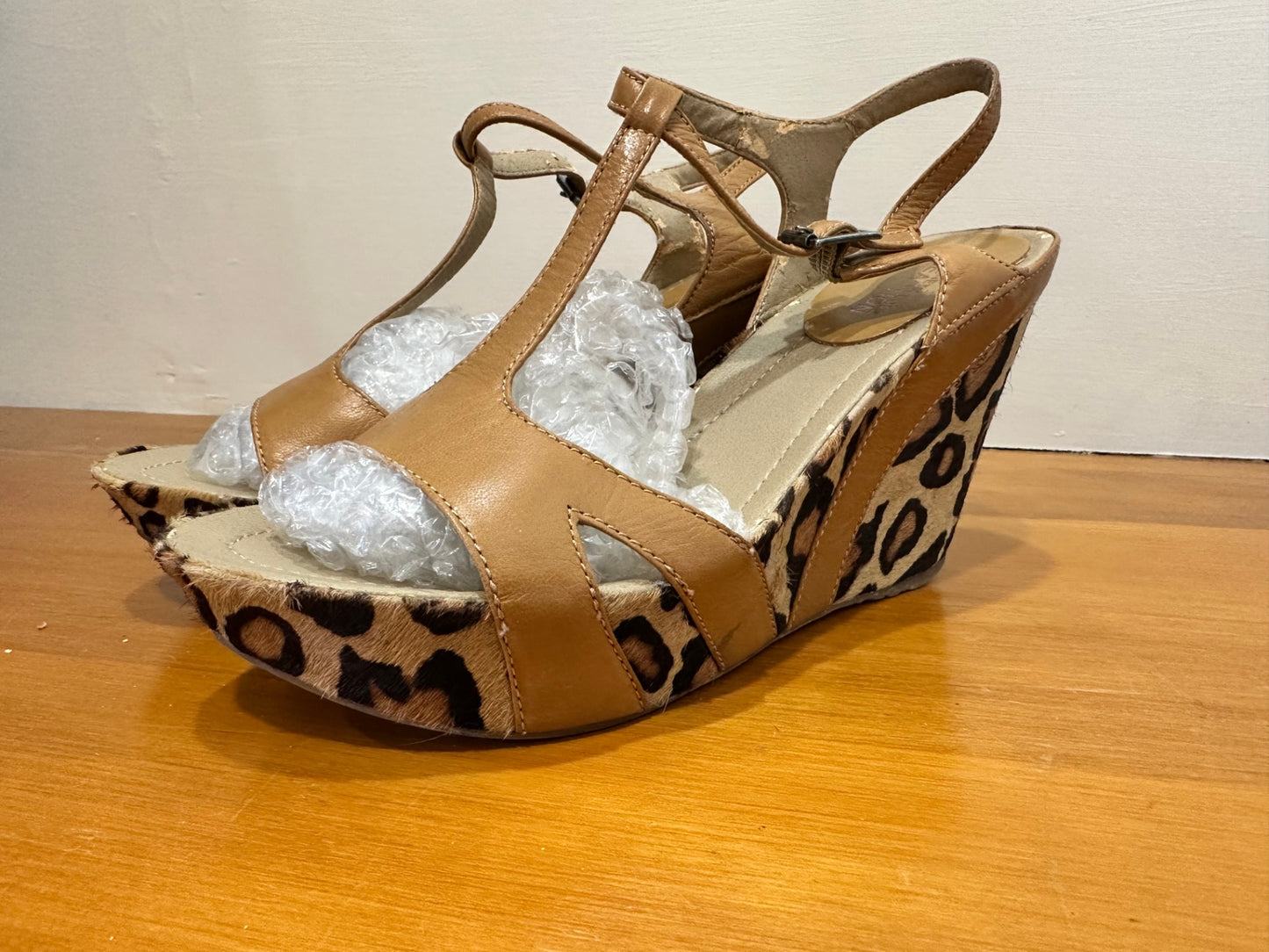 Kenneth Cole - Wedge Sandals - Size 8 - Animal Print