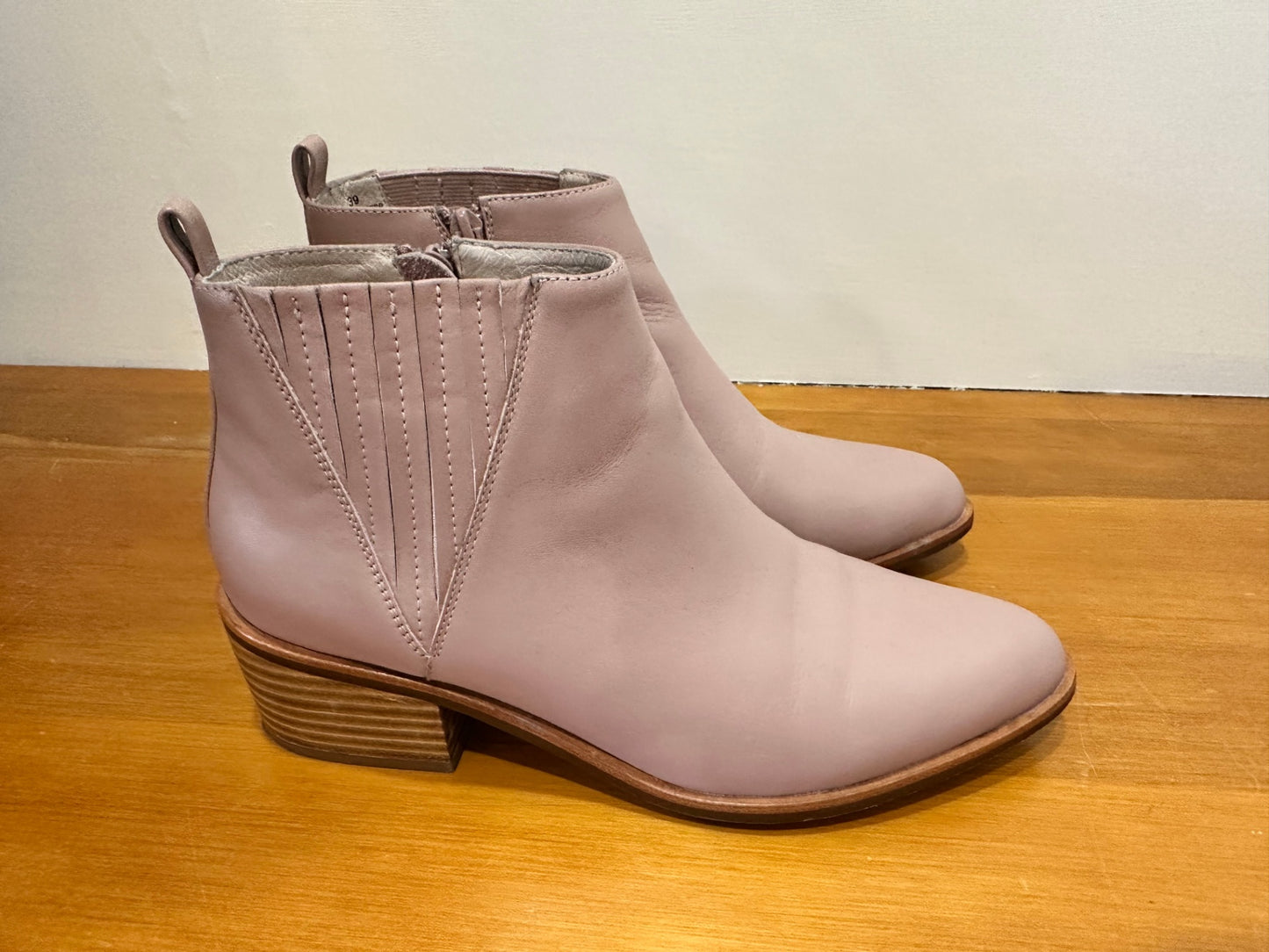 Isabella Anselmi - Ankle Boots - Size 39 Pink