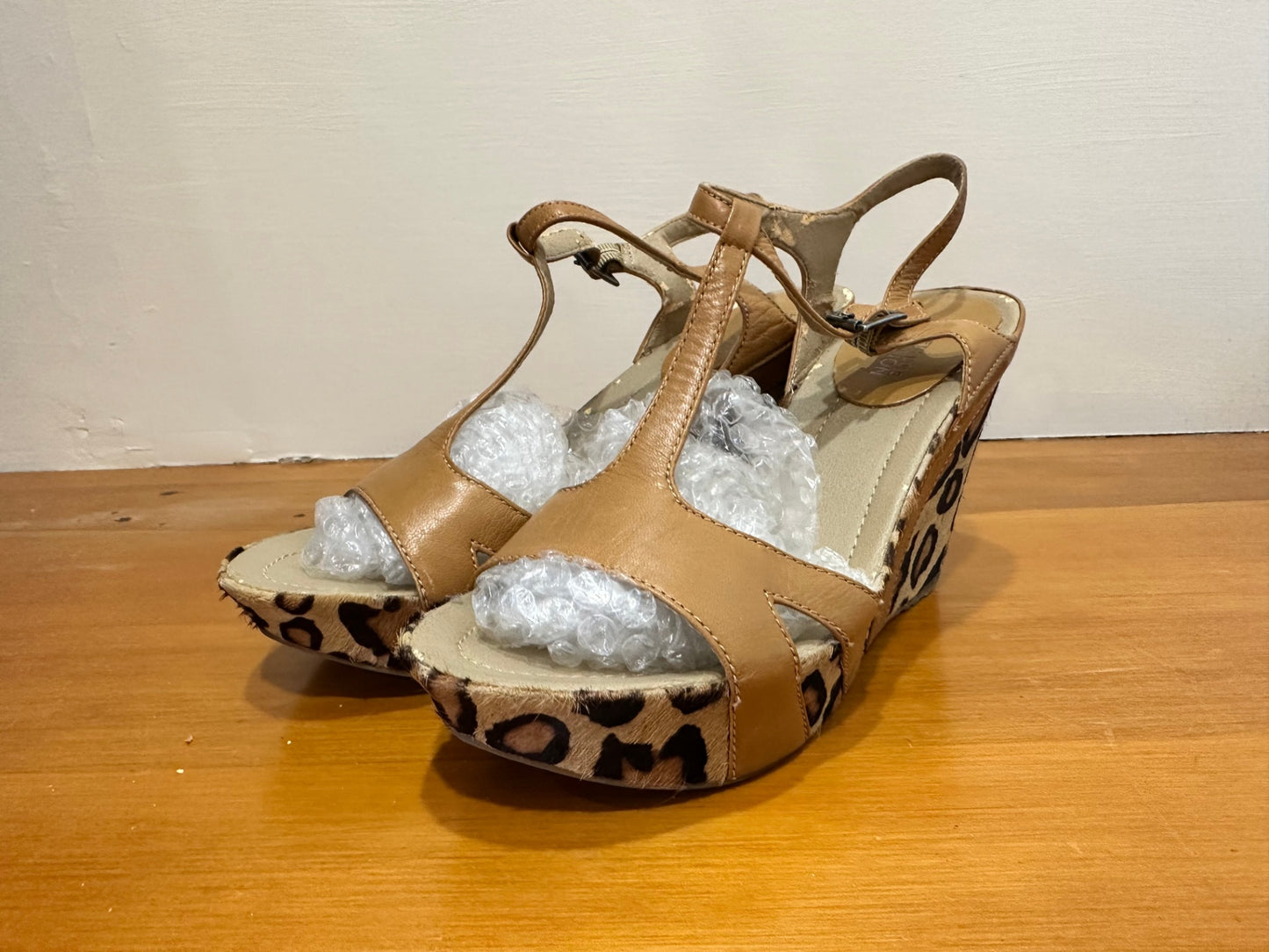 Kenneth Cole - Wedge Sandals - Size 8 - Animal Print