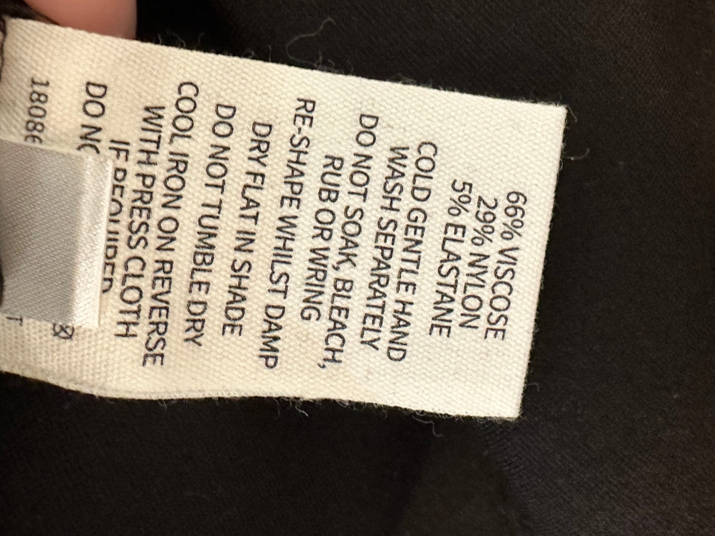 Glassons - Stretchy Black Pants w Bootleg - Size 16