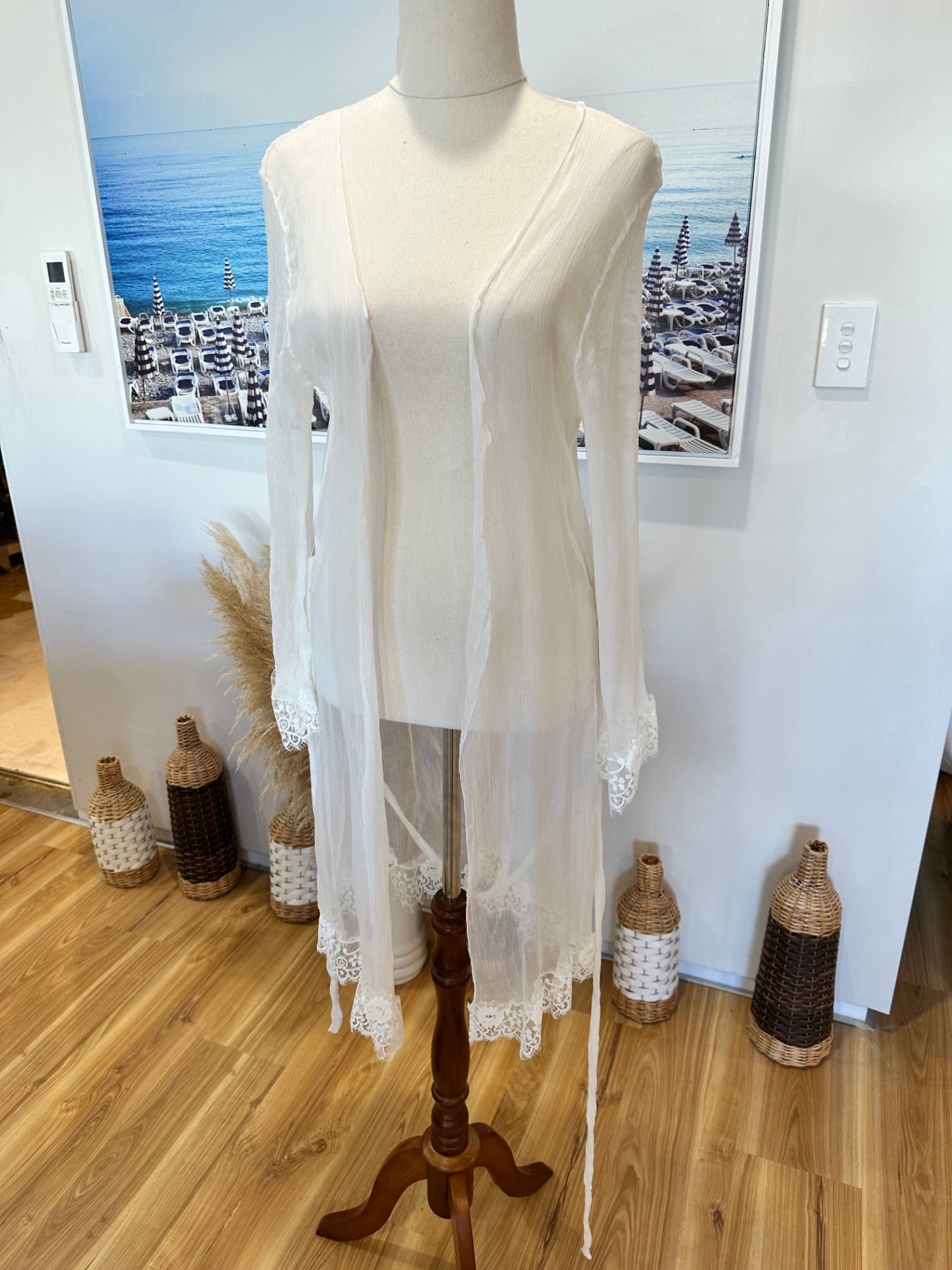 Anna Campbell = 100% Silk Cardigan - Small / Medium - Cream/Off-white