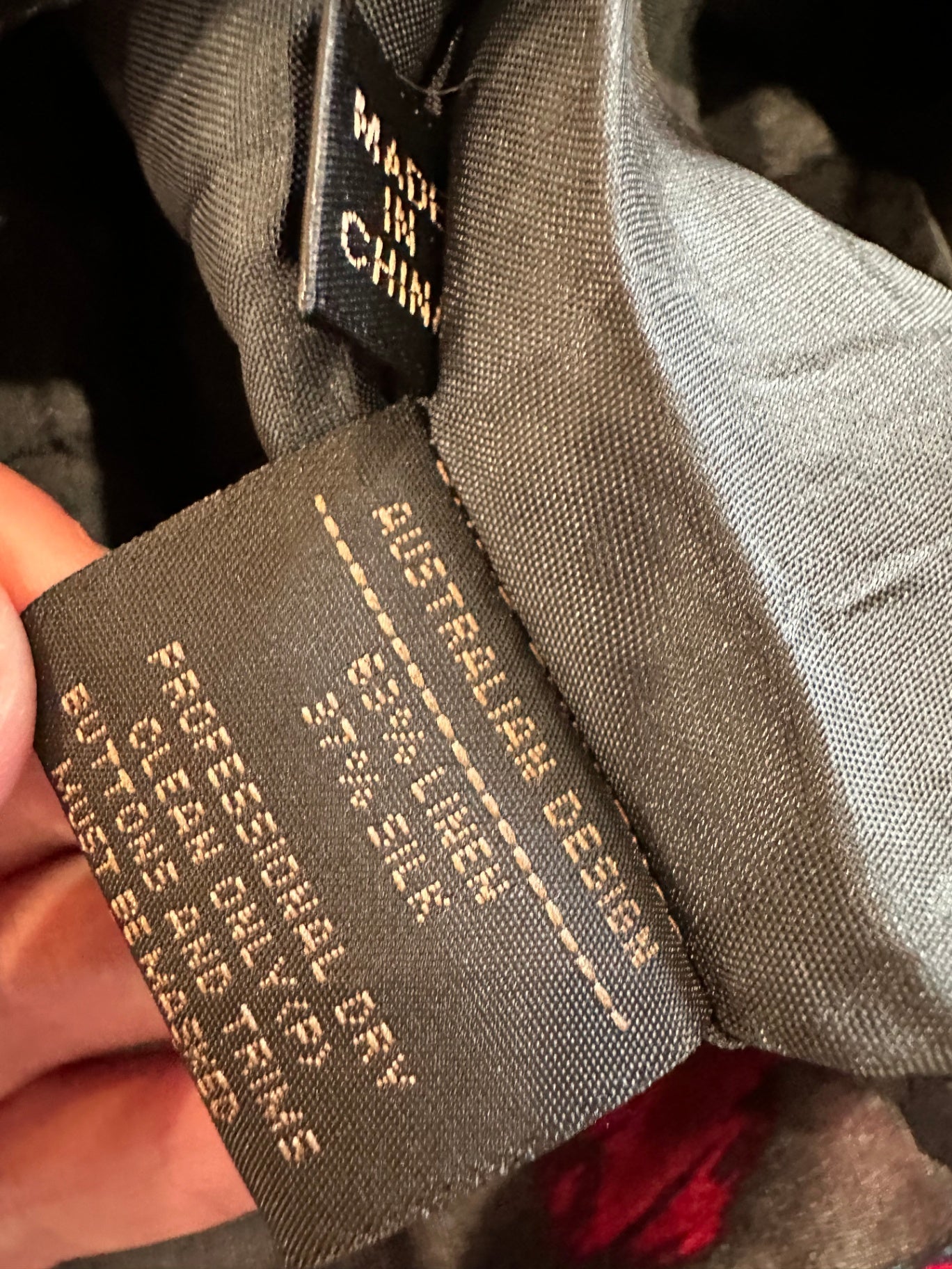 David Lawrence - Skirt - Size 12 - Navy with red floral pattern