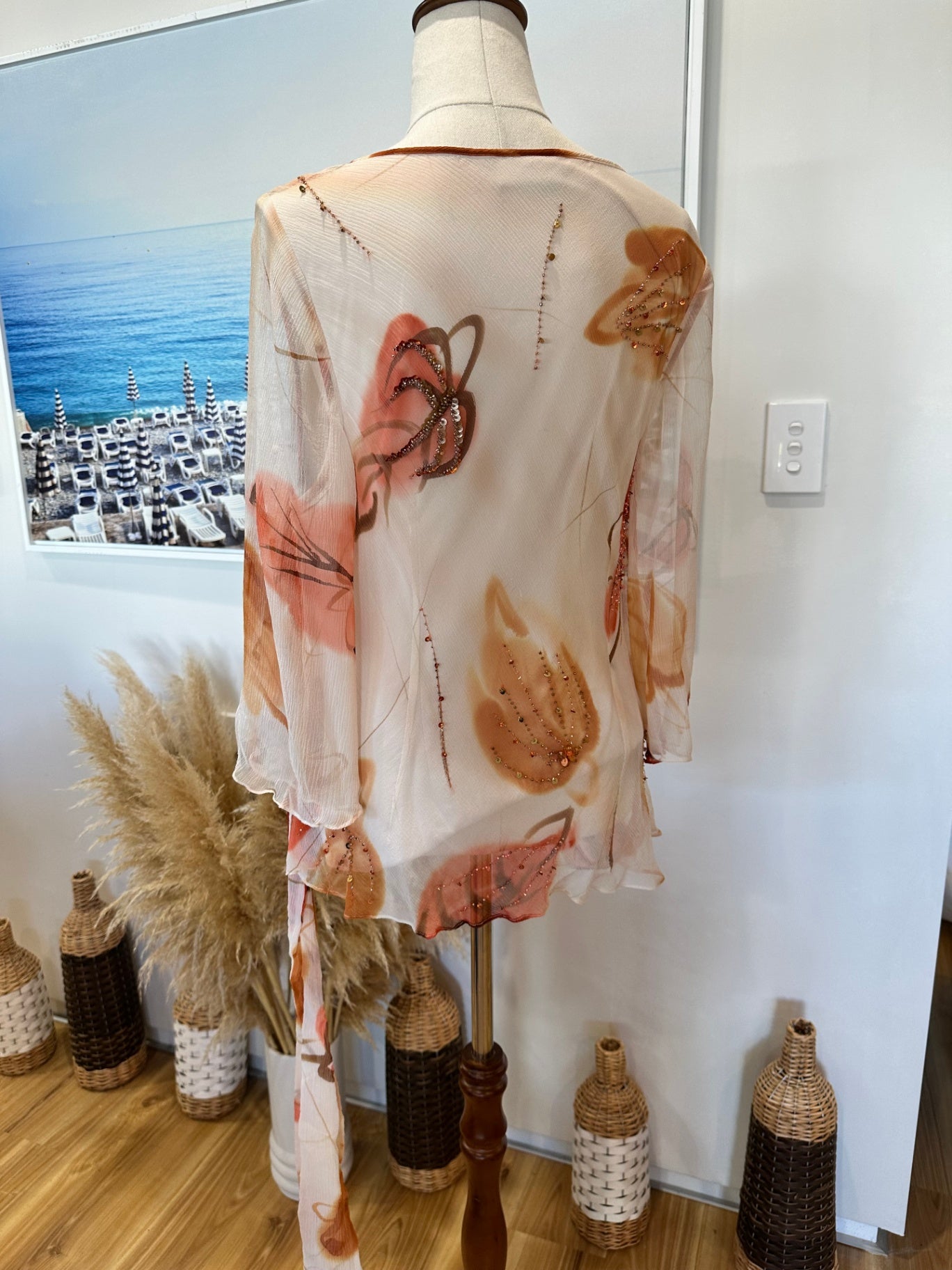 Wallis Blouse - Size 18 - 100% Silk - Beige with orange and brown floral patterns