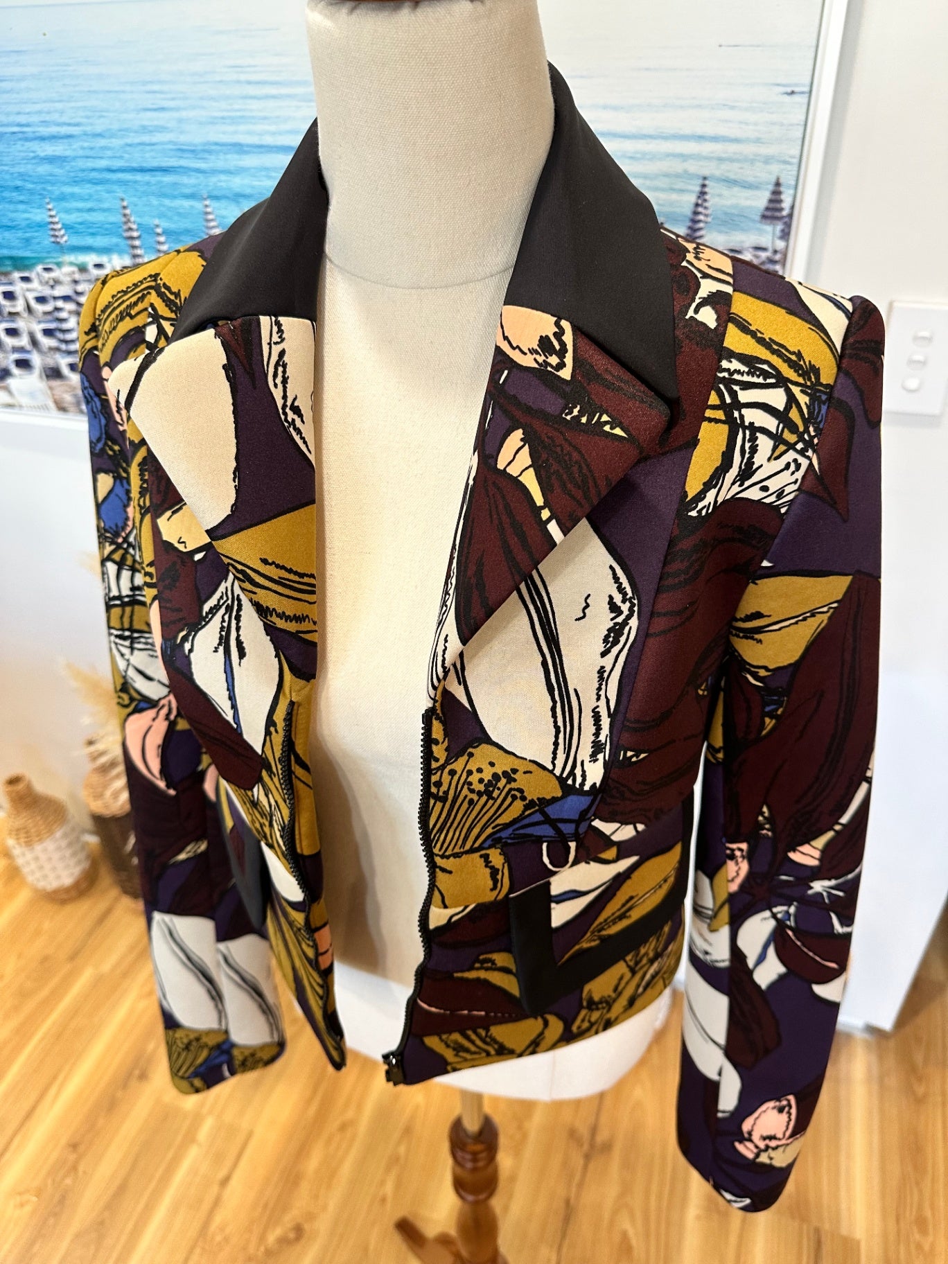 Cue Cropped Blazer - Size 8 - Autumn Tones