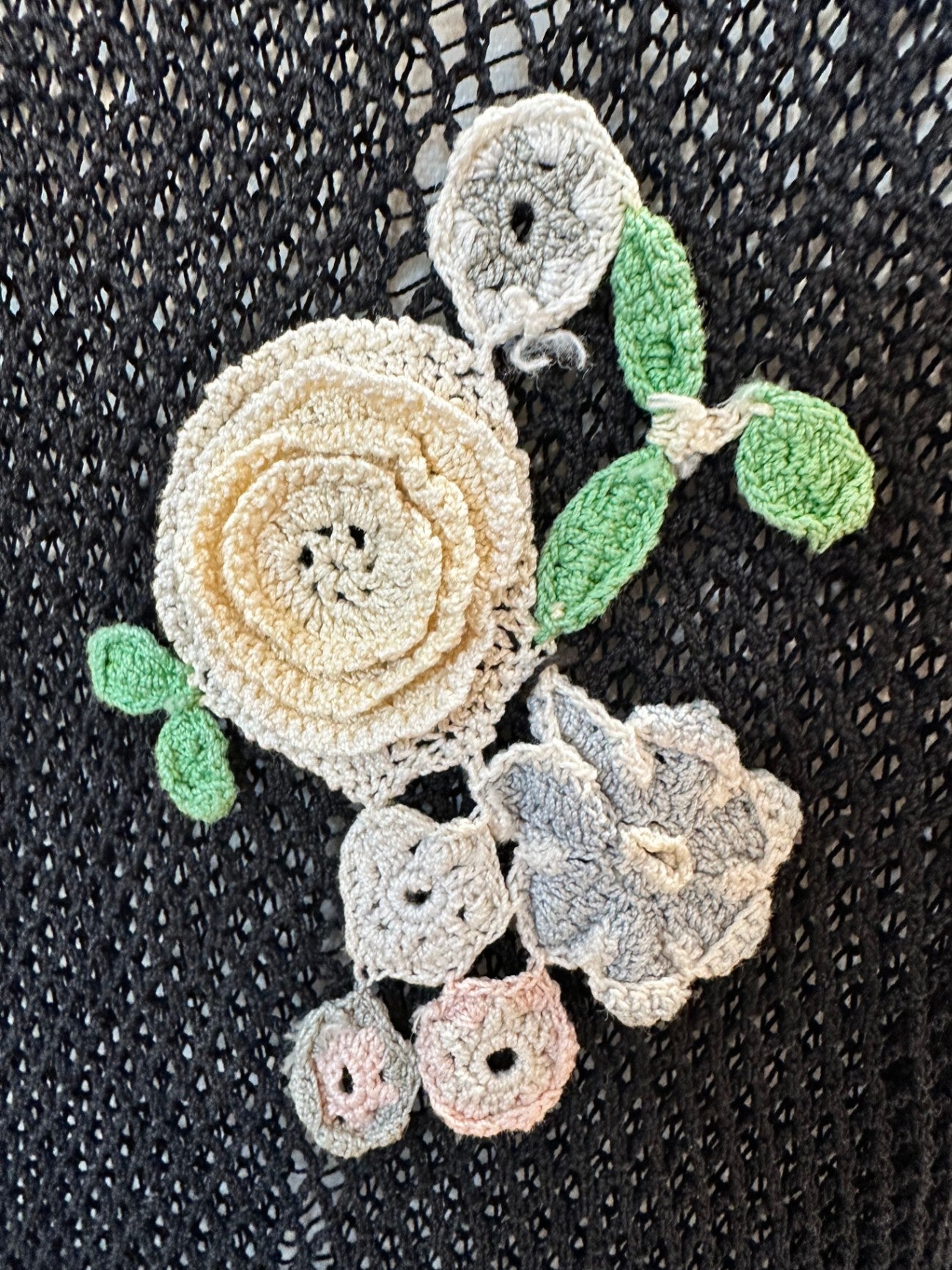 Vintage - Jumper - Small Black w Crochet Pastel Flowers
