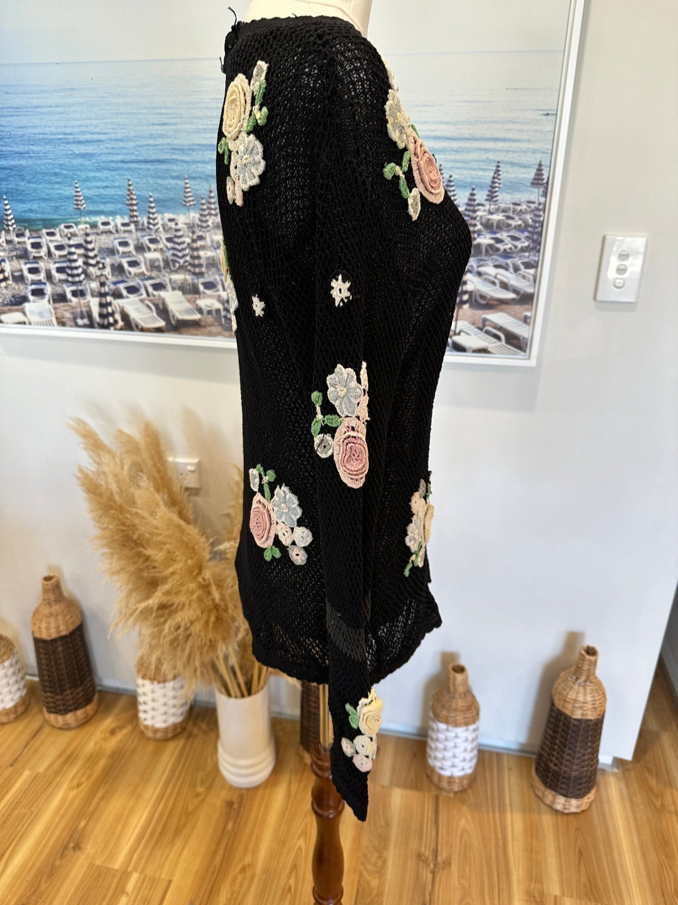 Vintage - Jumper - Small Black w Crochet Pastel Flowers