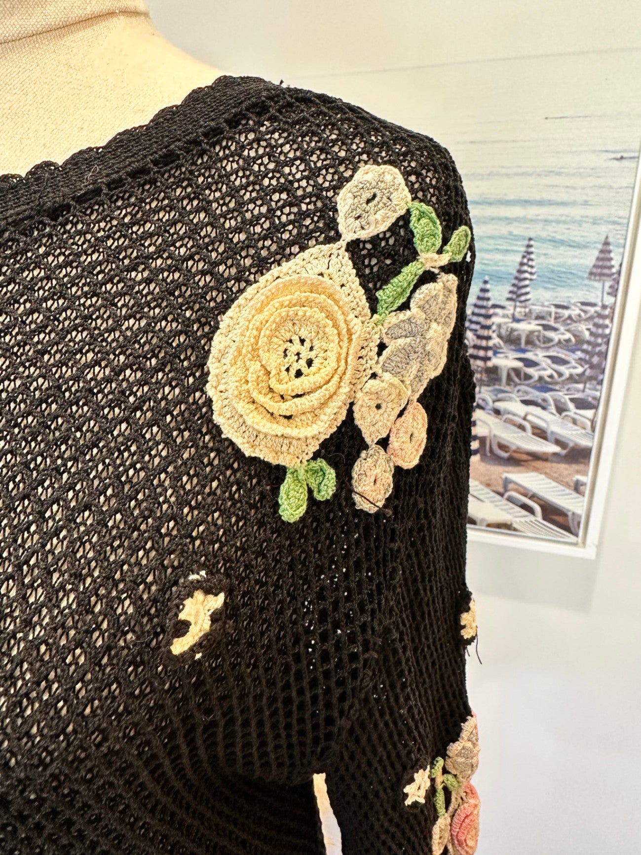 Vintage - Jumper - Small Black w Crochet Pastel Flowers