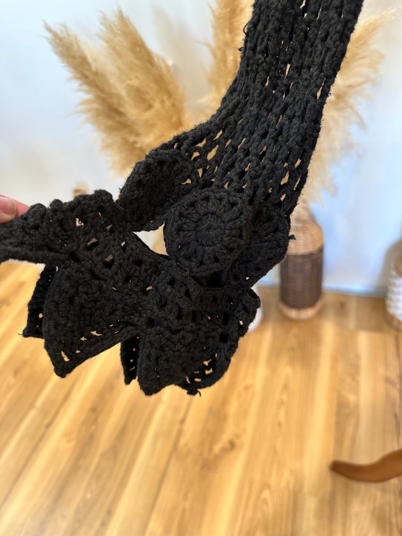 Vintage - Crochet Jumper - Small - Black - Worn by music legend!