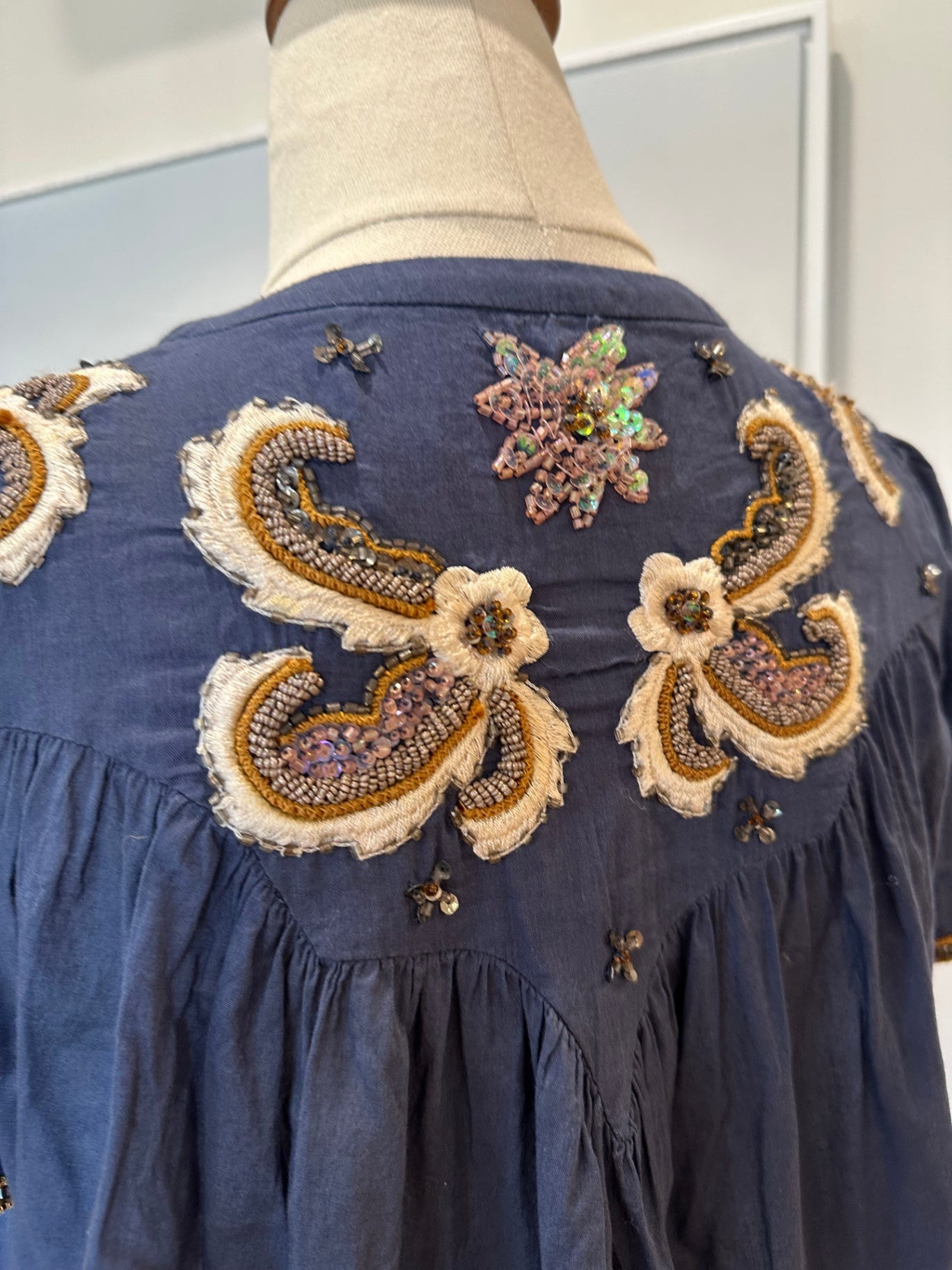 French Connection Blouse - Size 6 - Navy w Sequins <NEW>