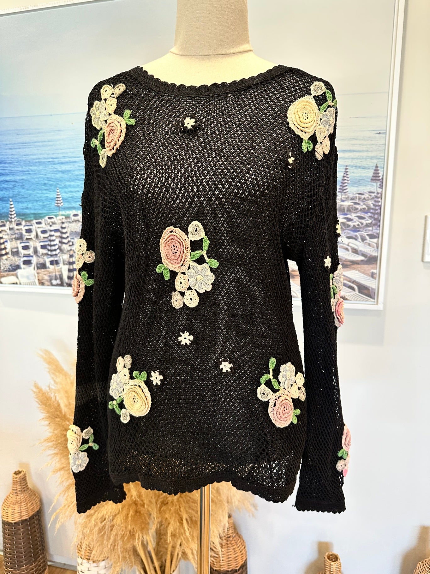 Vintage - Jumper - Small Black w Crochet Pastel Flowers