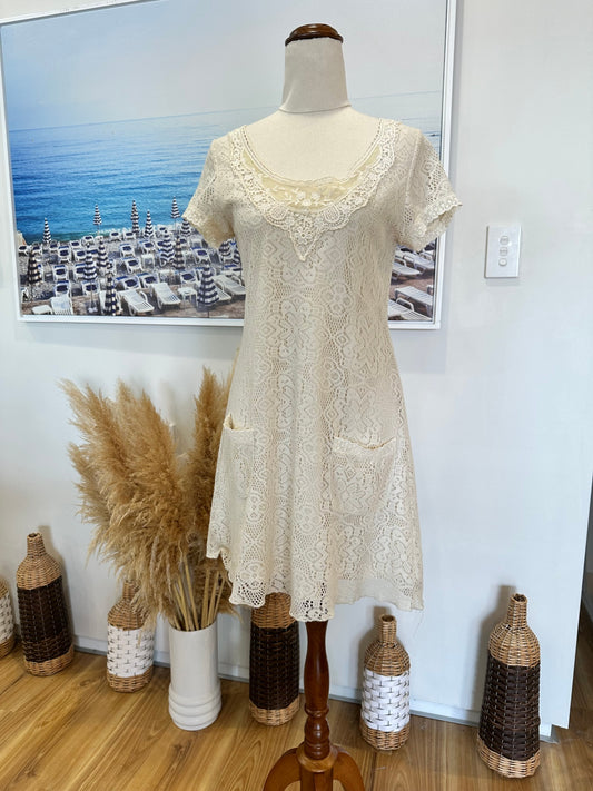 Vintage Dotti - Ivory / Beige Lace Dress - Size 12