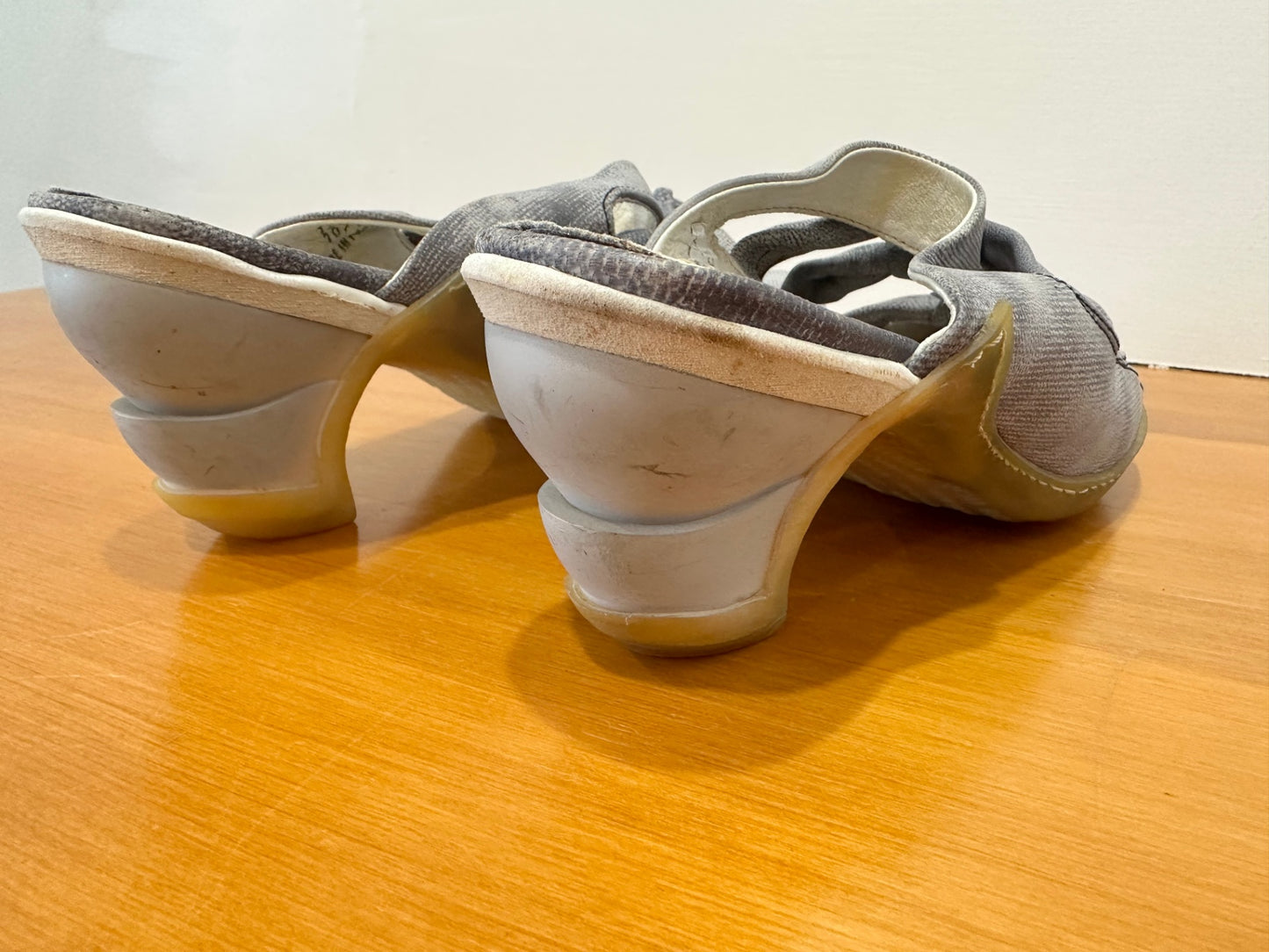 Eject - Grey Bow Heels - Size EU 42