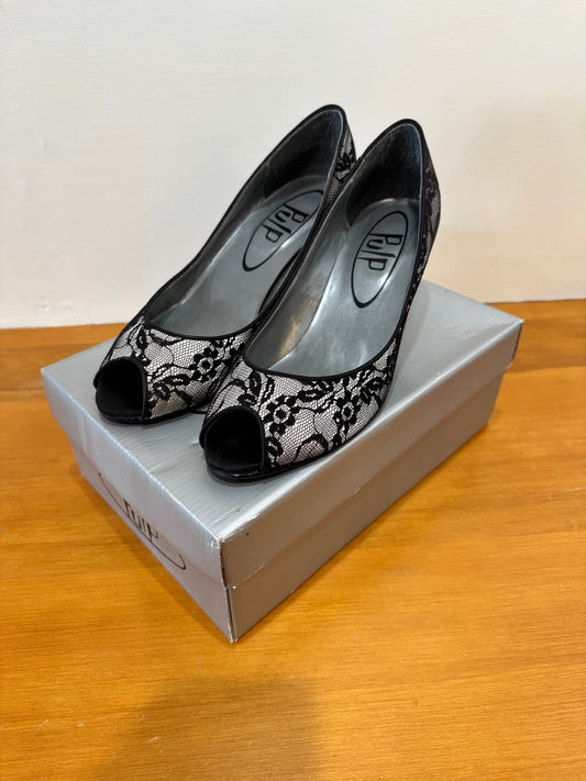Pulp - Lace Peep-Toe Shoes Size 8 - Black and Beige