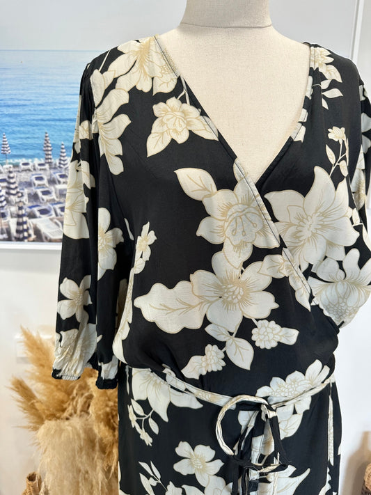 Studio Curve - Wrap Dress - Size 18 - Black and Cream