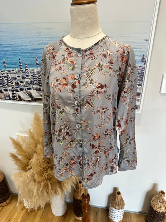 Art Style by Rebecca Herring Blouse - Size 8 - Silk blend - Grey with floral pattern