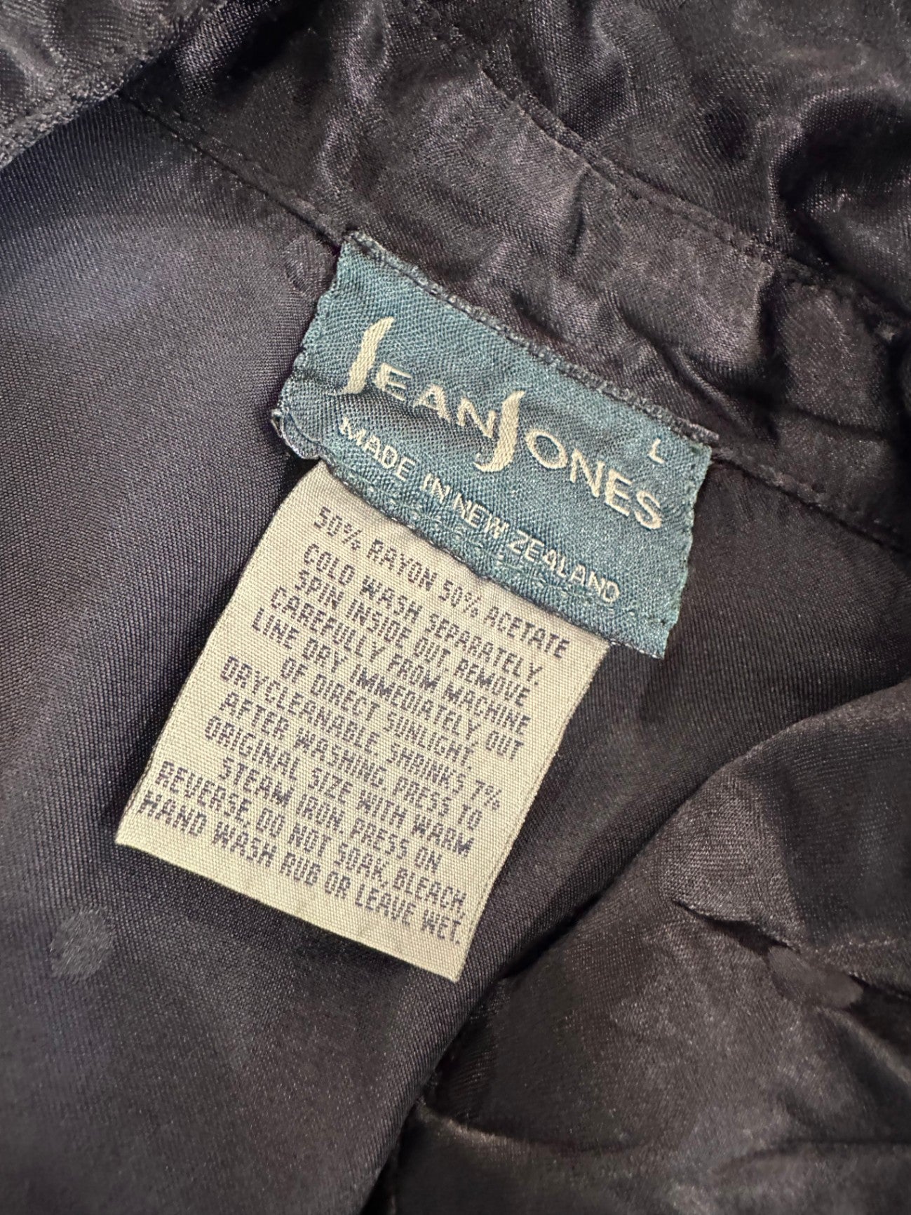 Jean Jones - Longline Shirt - Large - Black