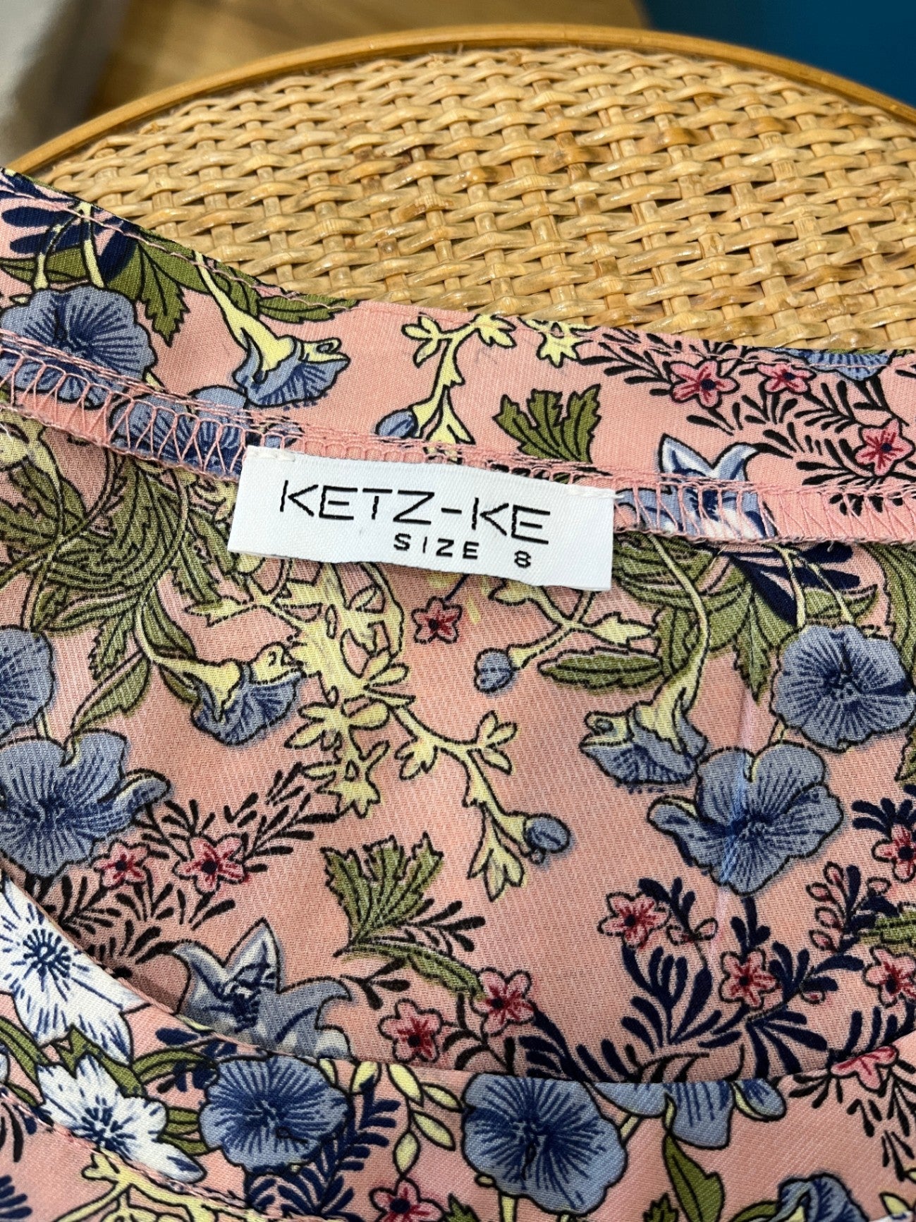 KETZ-KE Women's Top Blouse 8 Pink with multicolor floral pattern