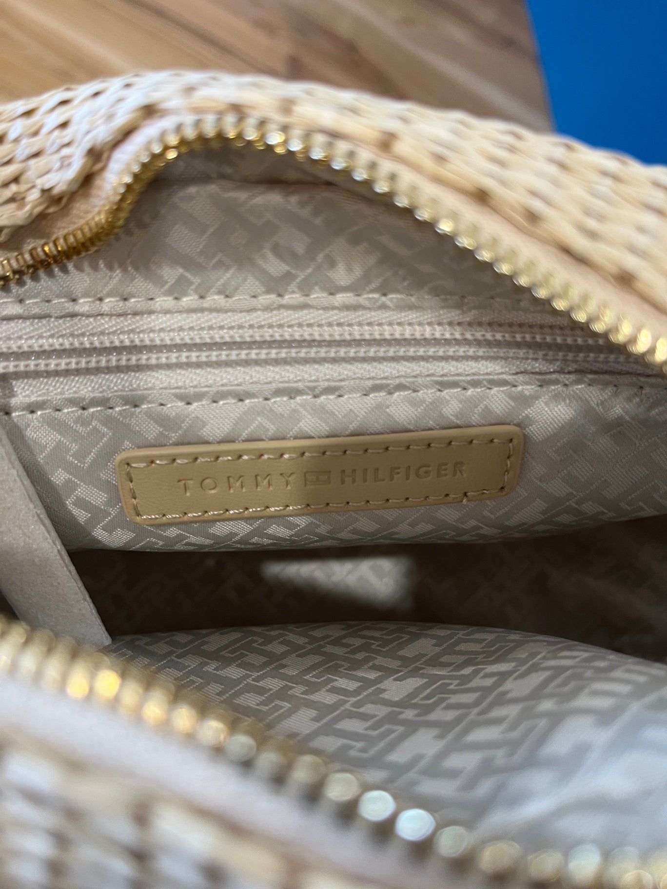 Tommy Hilfiger Woven Handbag