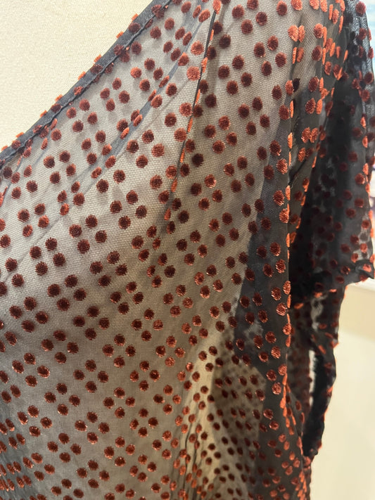 Nes Top Black with reddish-orange dots