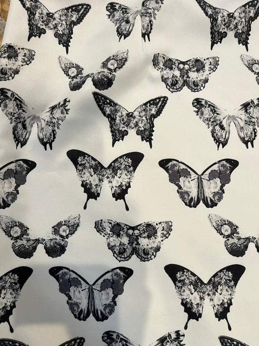 Tuesday Black & White Butterfly Print Skirt – Size Large