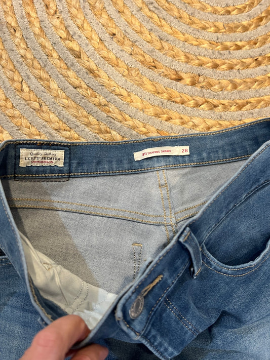 Levi's 311 Shaping Skinny Jeans Mid Blue Size 28