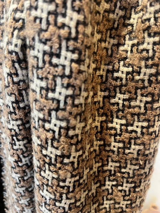 Houndstooth Pattern Design Brown Scarf