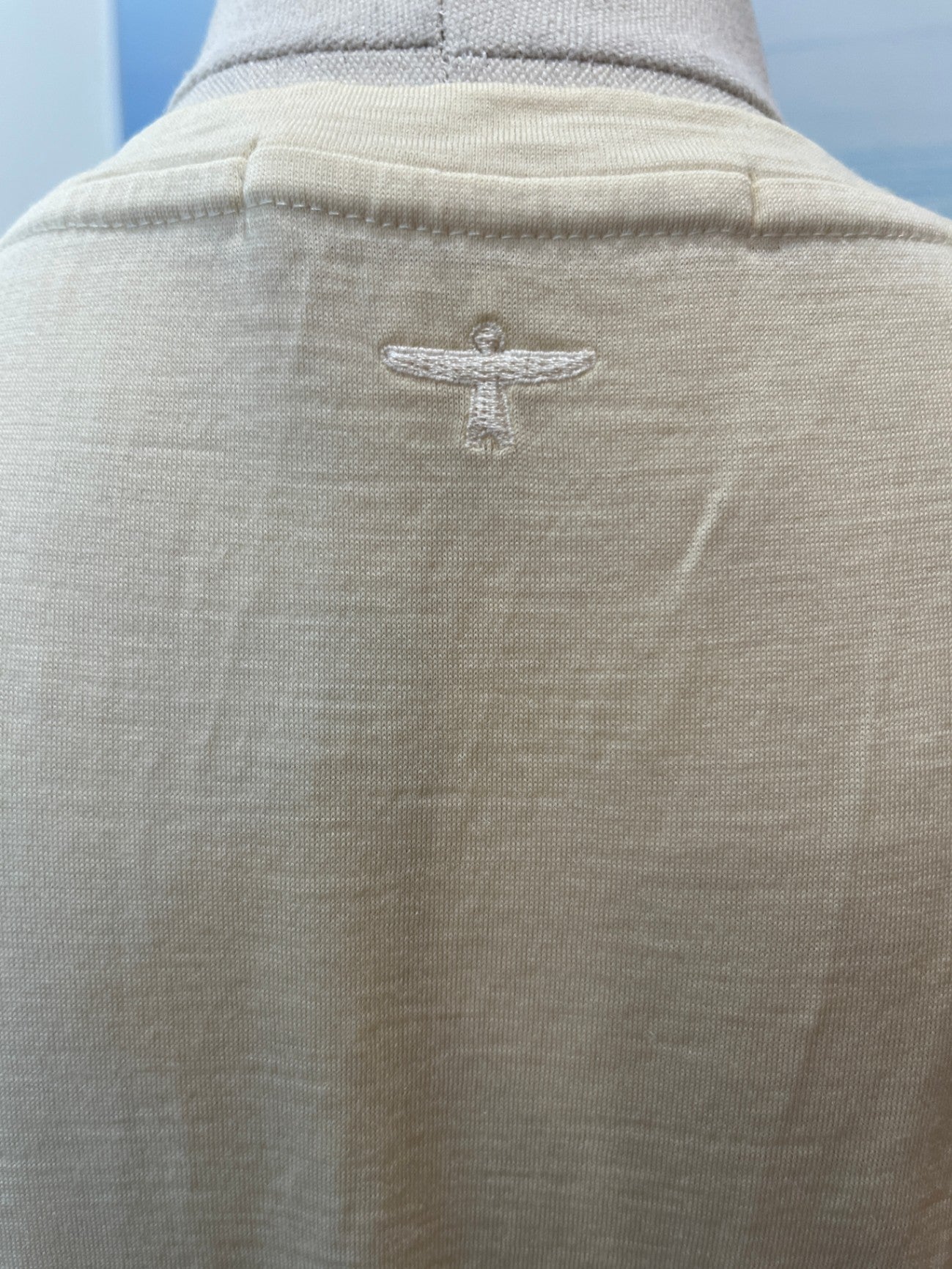untouched world Top Small Cream