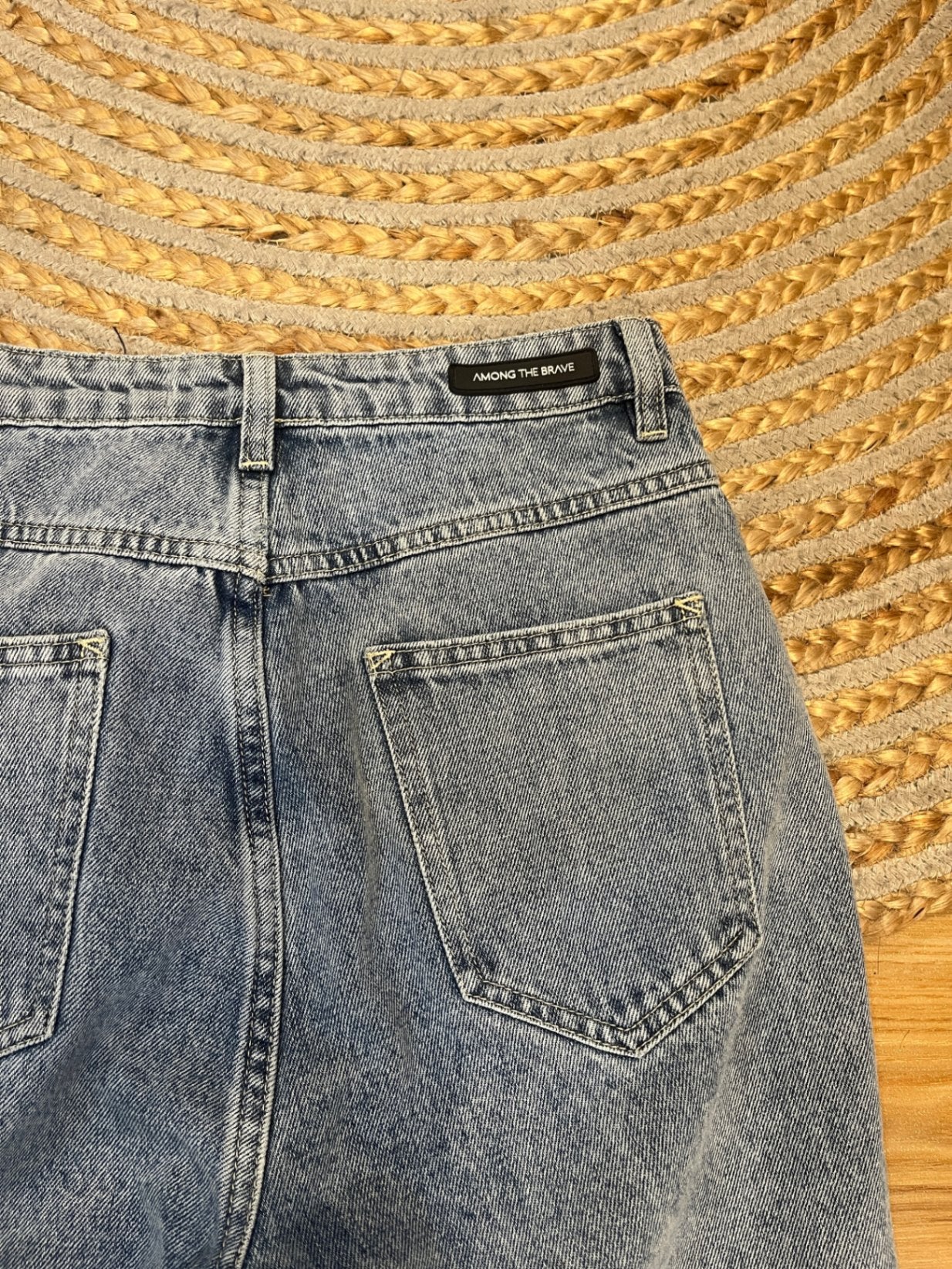 Among the Brave Jeans Size 8