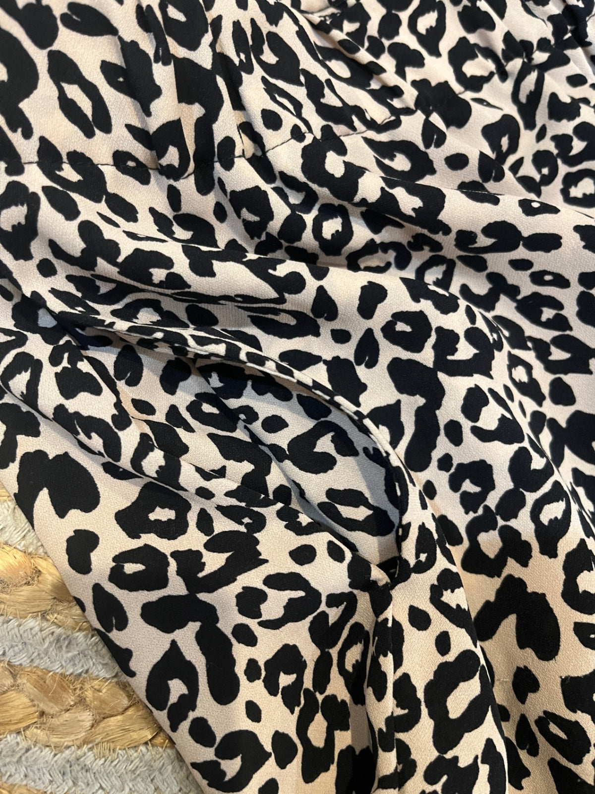 Leoni Animal Print Pants – Size Small