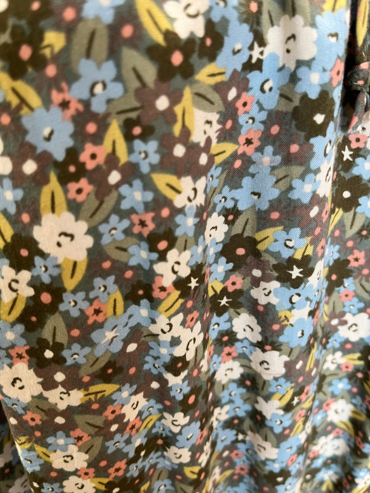 Ella J Green & Grey Floral Long Sleeve Top – Size 18