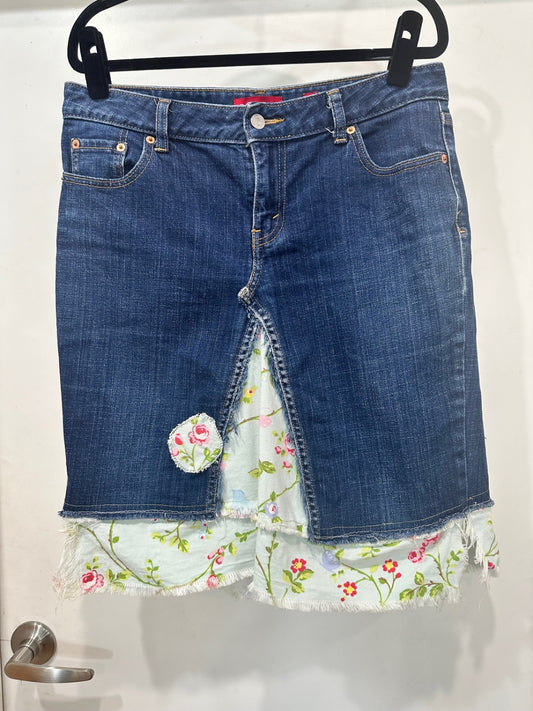 [SALE] Levi's upcycled skirt - 12