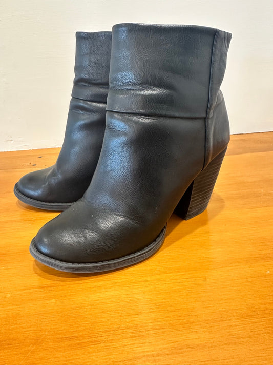 Spurr Boots