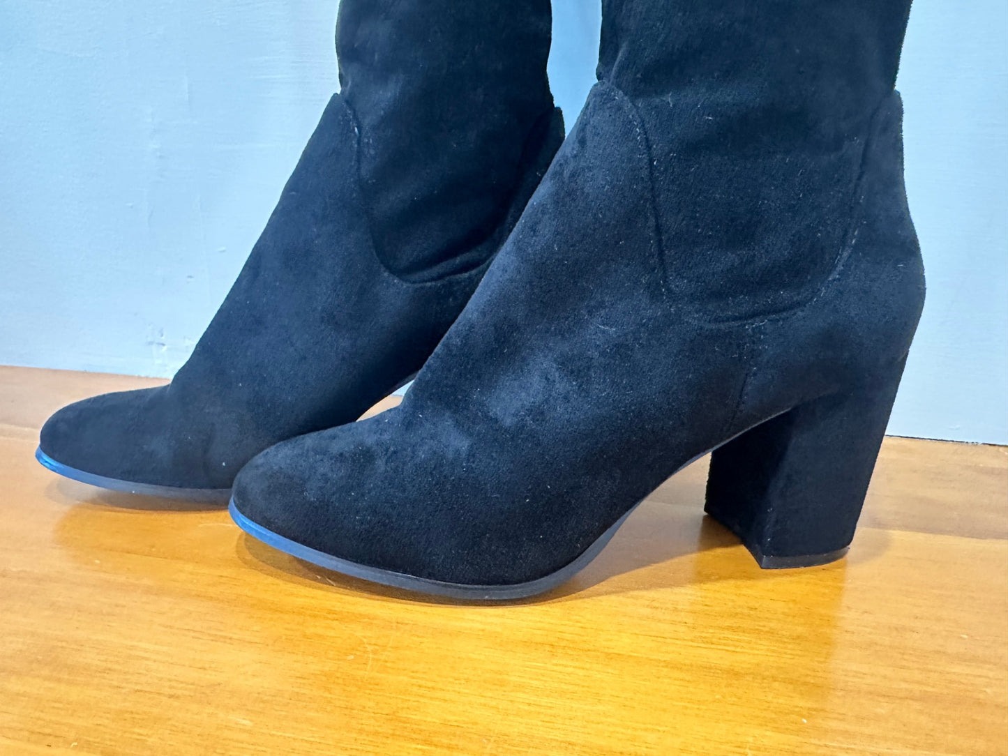 [SALE] Therapy Boots - Size 9
