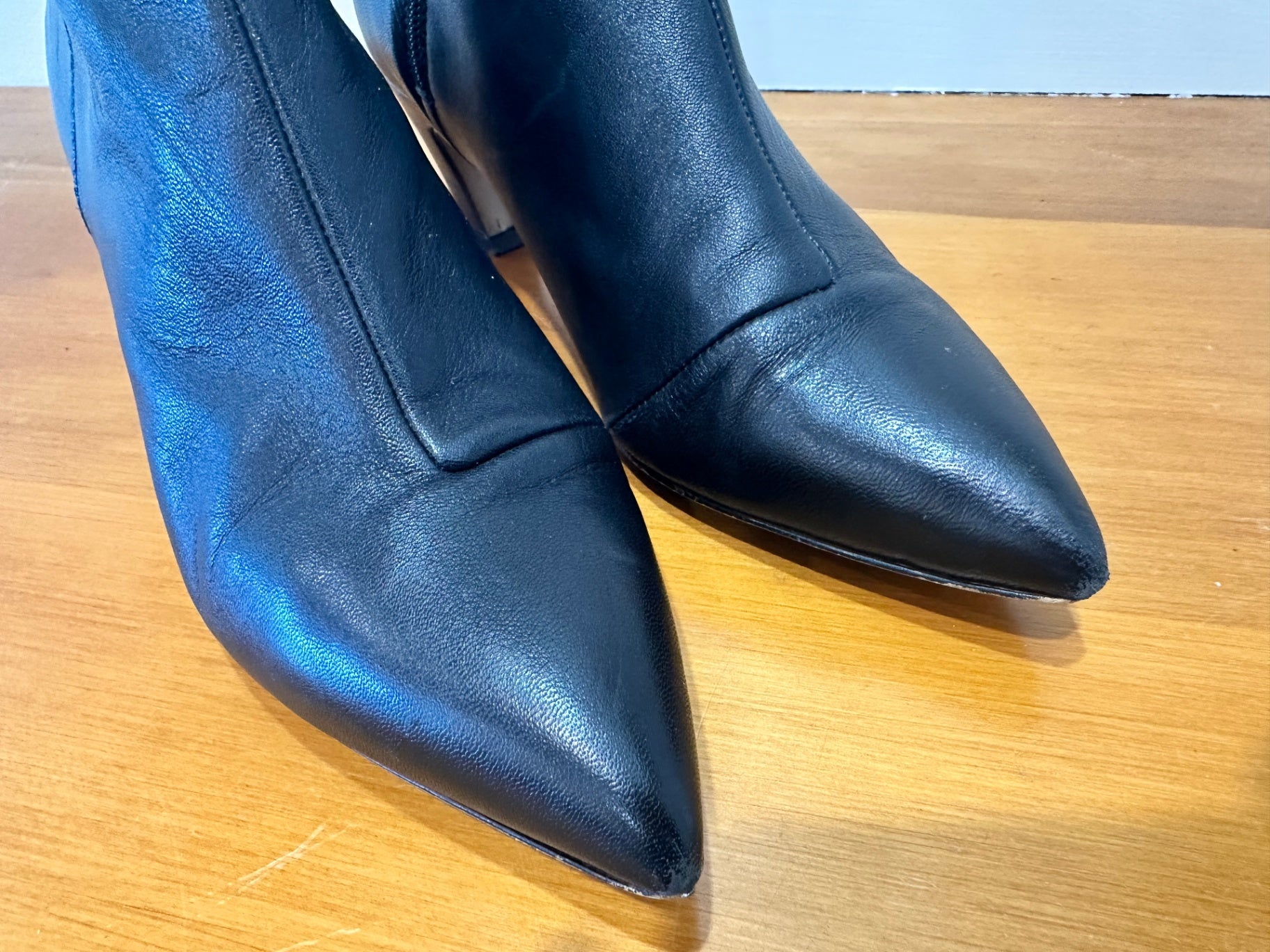 [SALE] Mi Piaci Ankle Boots - size 39