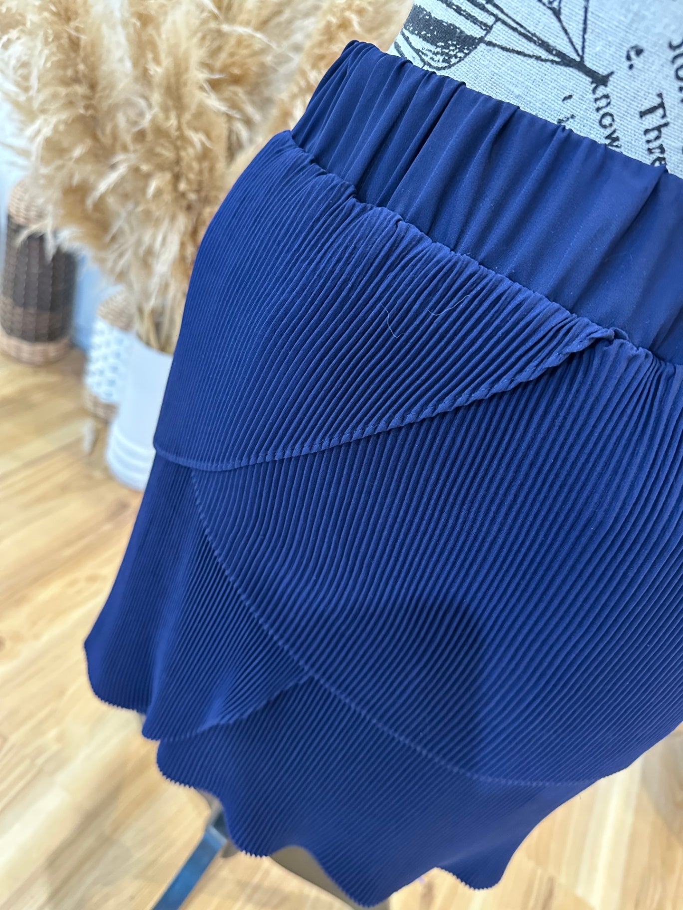 [SALE] Amaya - Navy Skirt - Size 10