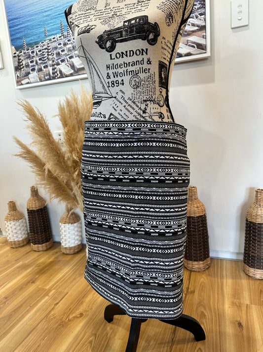 [SALE] Skirt 14 Black and white