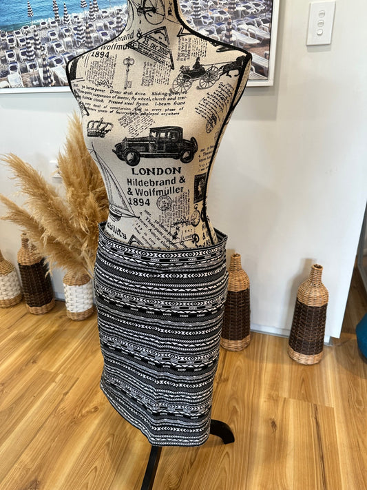 [SALE] Skirt 14 Black and white