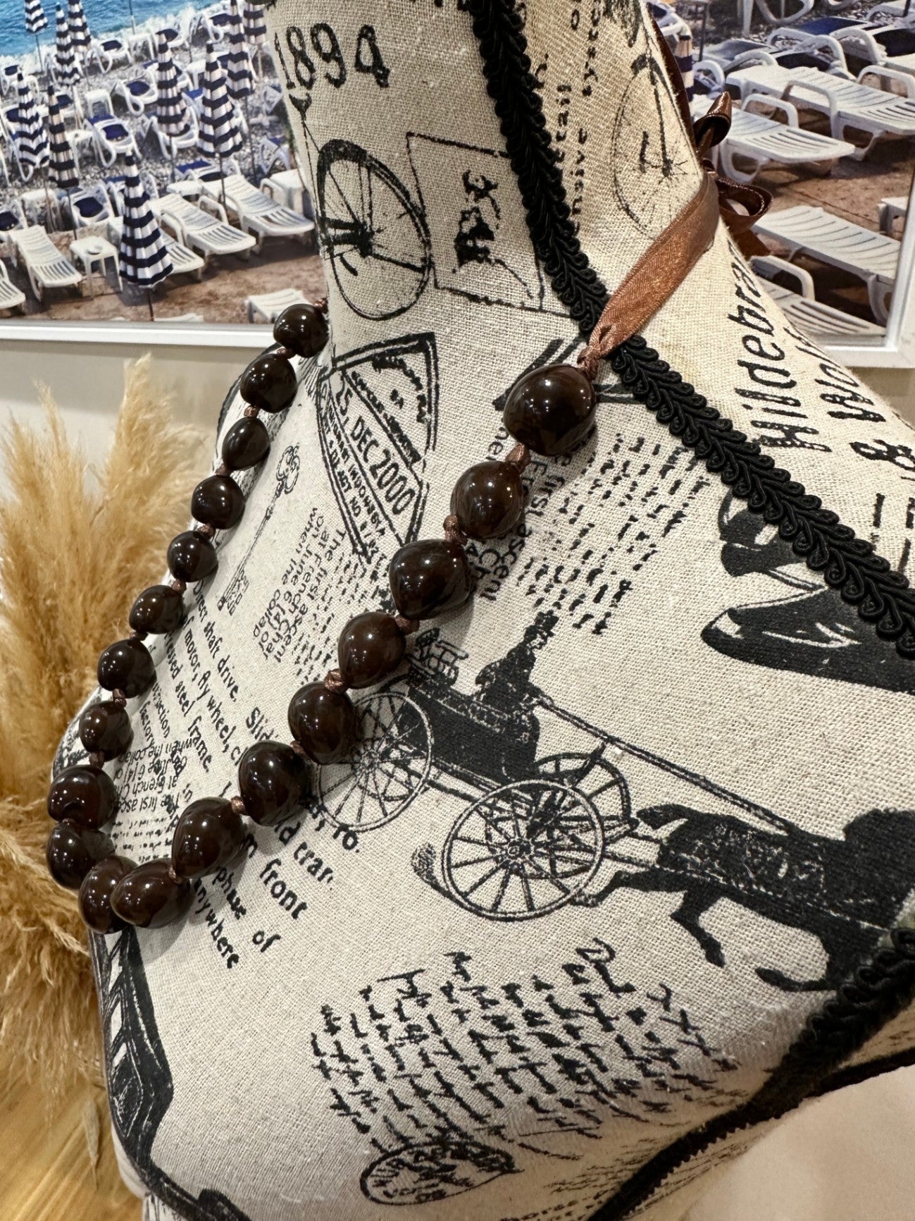 [SALE] Vintage Necklace Choc Brown