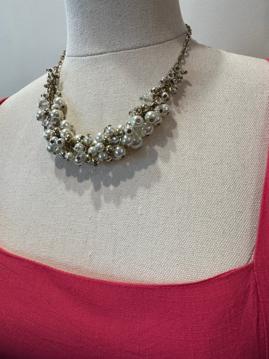 [SALE] Vintage Necklace Silver/White