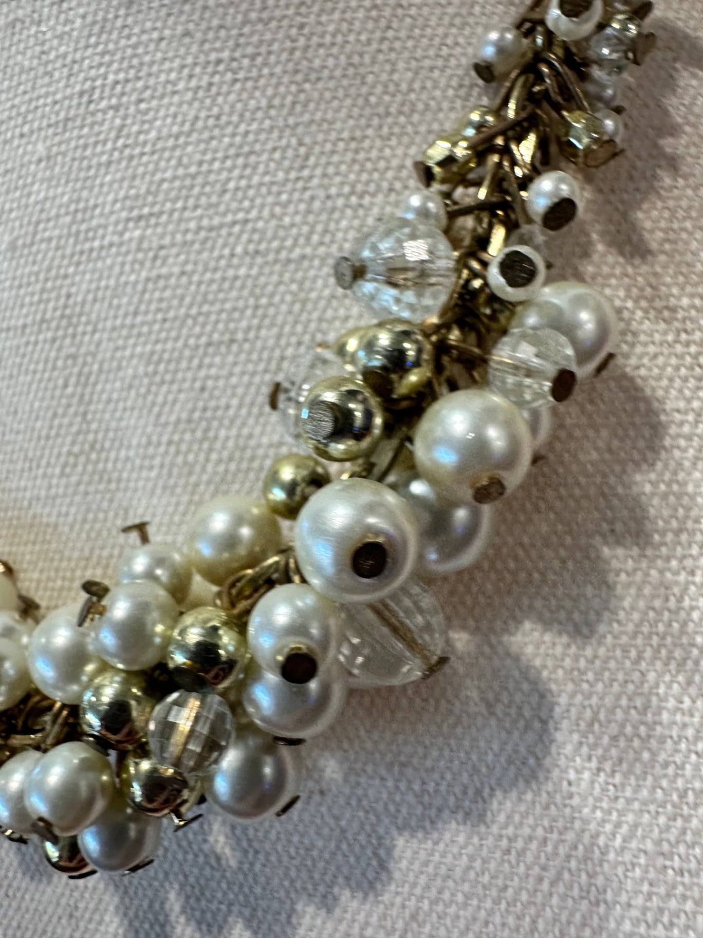 [SALE] Vintage Necklace Silver/White