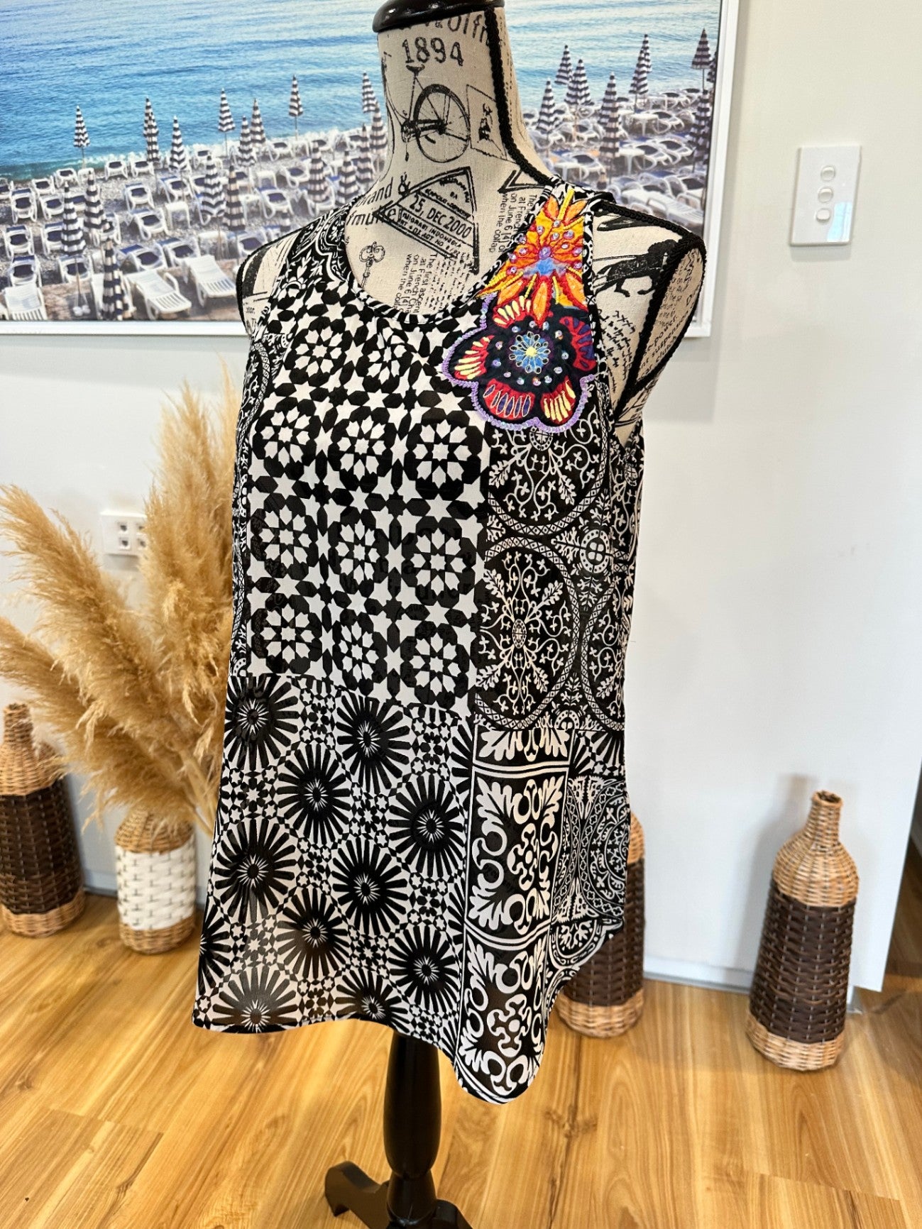 [SALE] Desigual Singlet Top - Size Medium