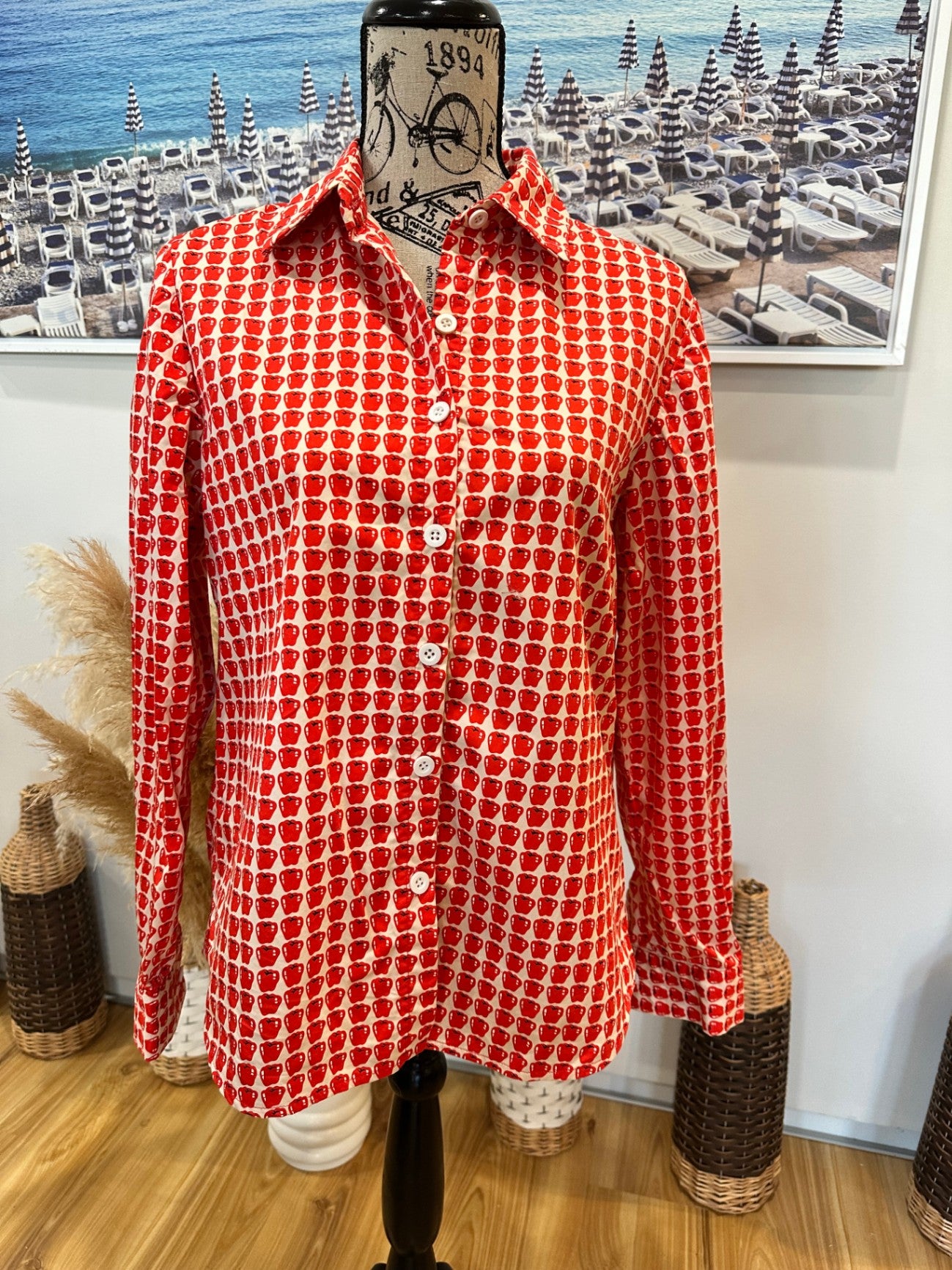 [SALE] Shirt Small / Medium Red and White