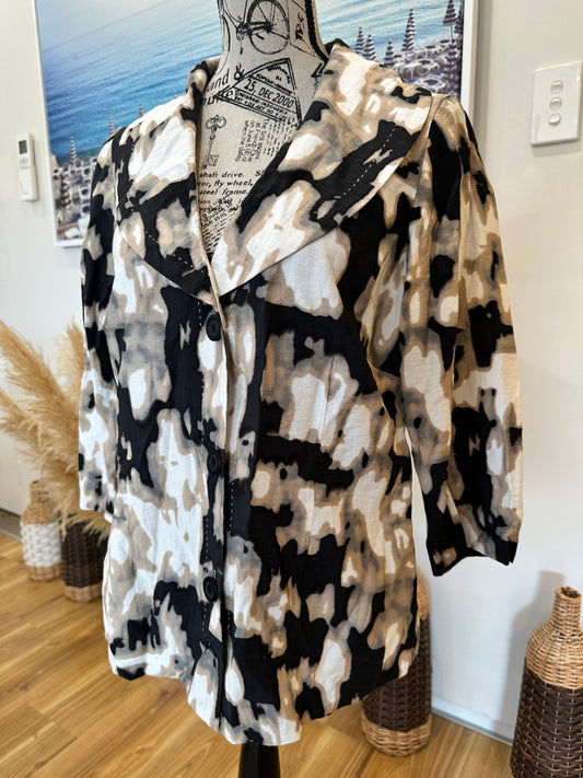 [SALE] Kamiko Blouse Medium Beige, Black, White