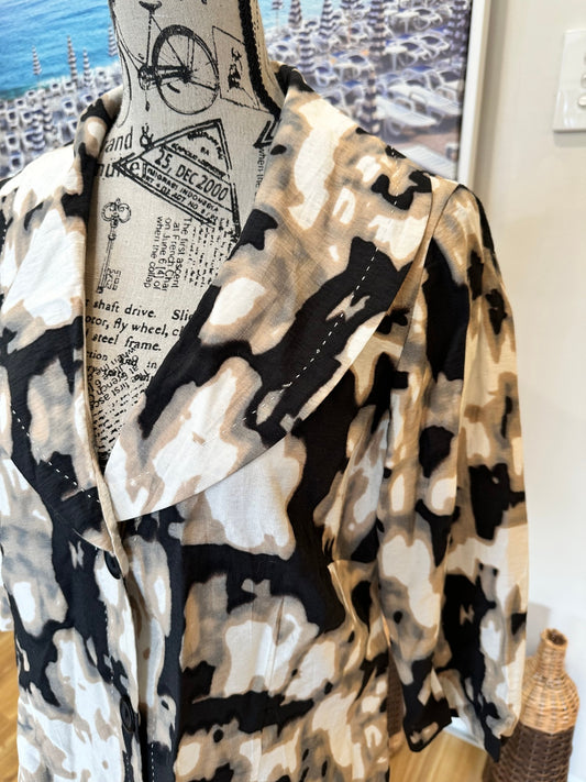 [SALE] Kamiko Blouse Medium Beige, Black, White